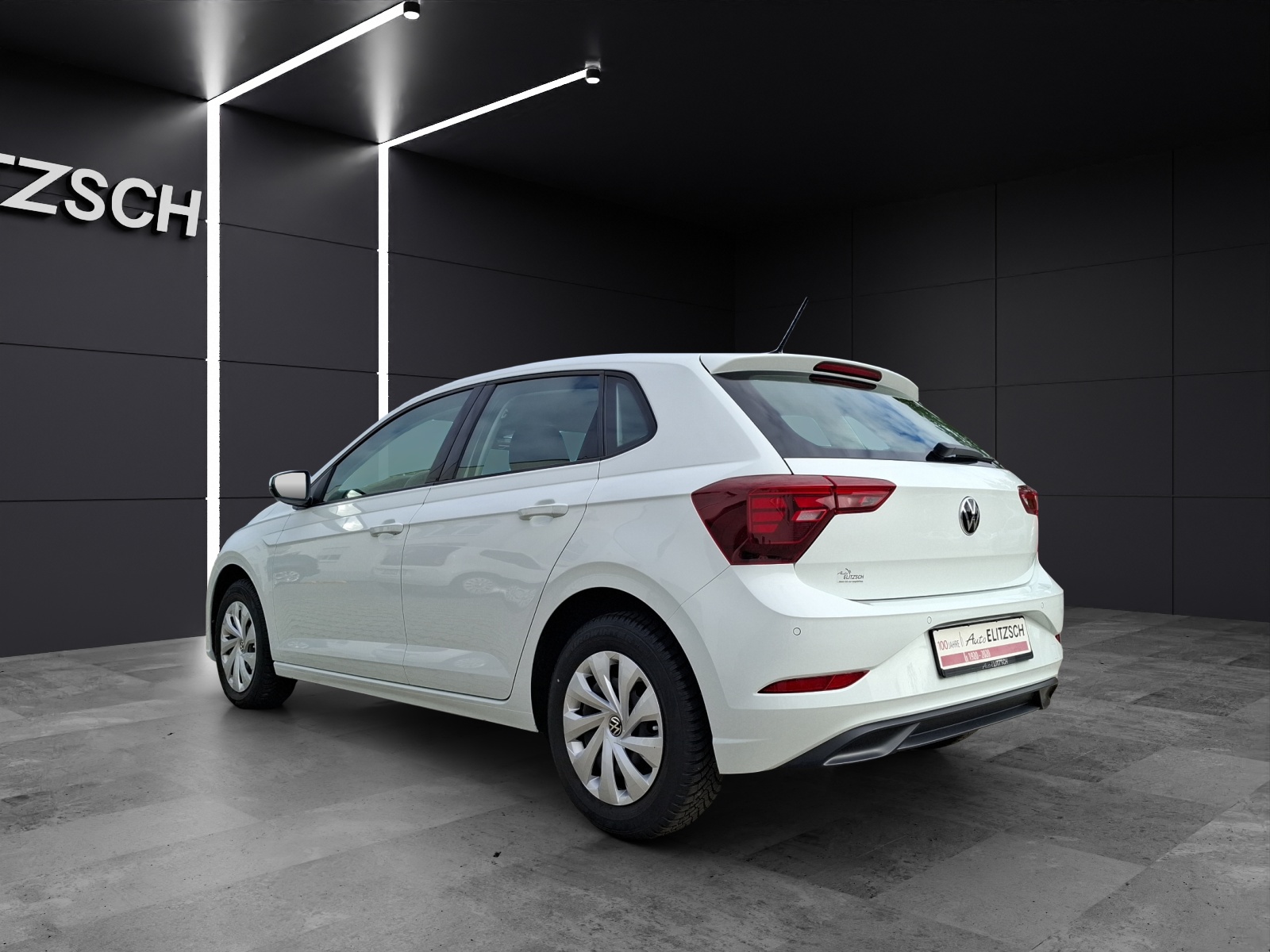 Fahrzeugabbildung Volkswagen Polo Life LED Navi GRA PDC SH