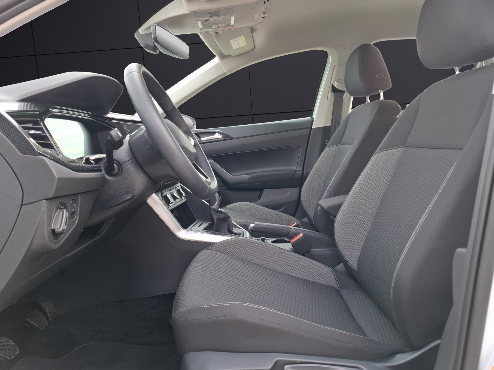 Fahrzeugabbildung Volkswagen Polo Life LED Navi GRA PDC SH