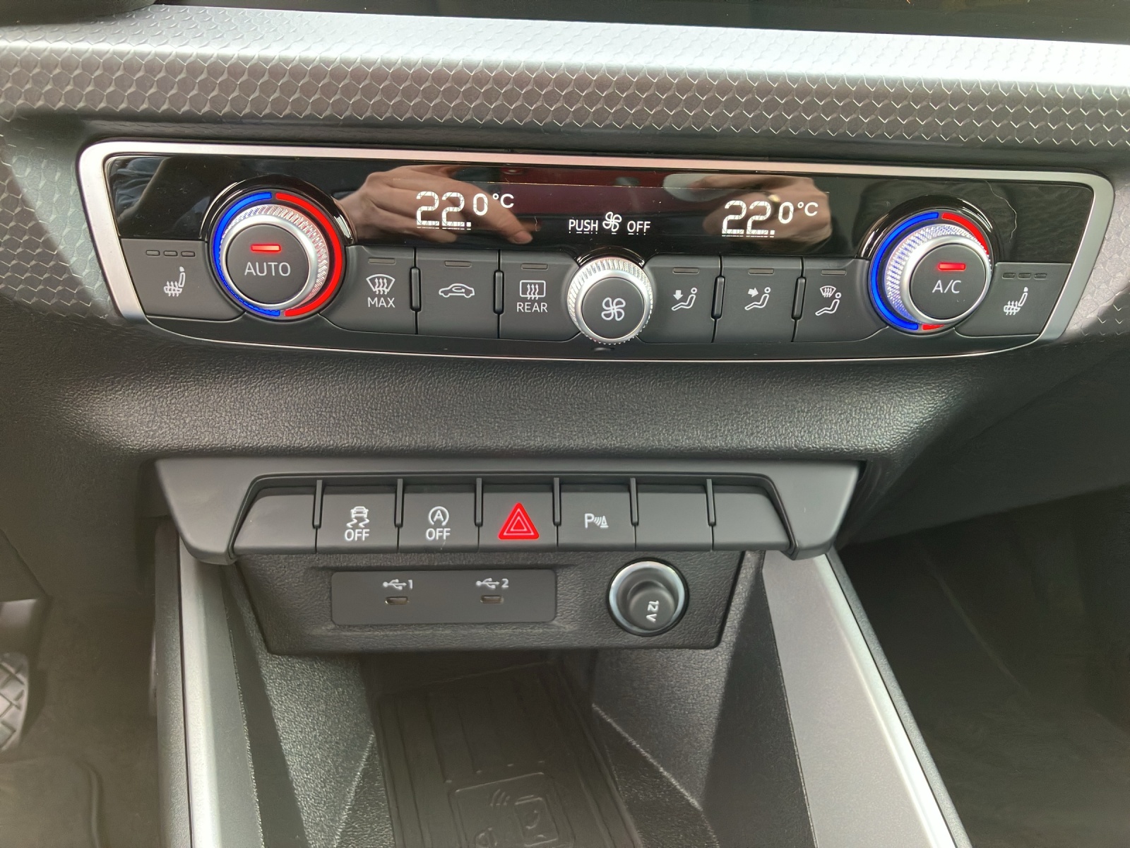 Fahrzeugabbildung Audi A1 Sportback 25 TFSI advanced LED GRA SH