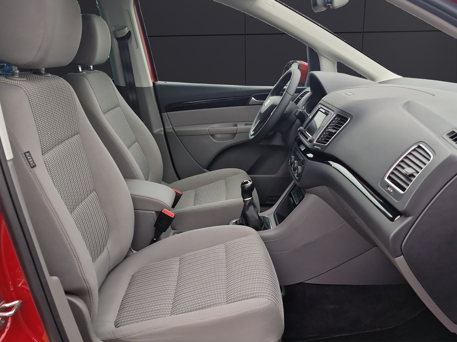 Fahrzeugabbildung SEAT Alhambra Reference 2.0 TDI Eco XENON NAVI AHK ACC SHZ