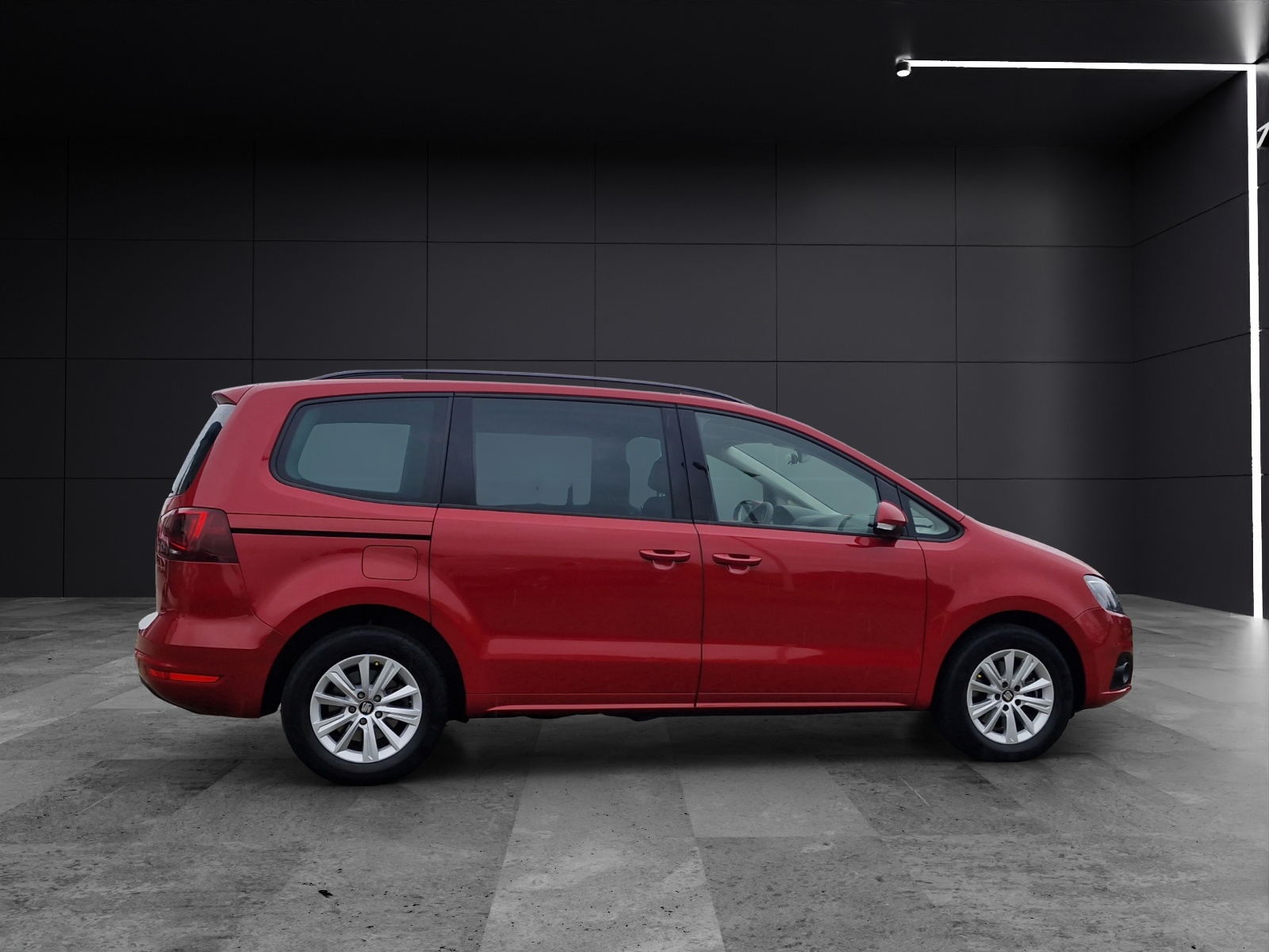 Fahrzeugabbildung SEAT Alhambra Reference 2.0 TDI Eco XENON NAVI AHK ACC SHZ