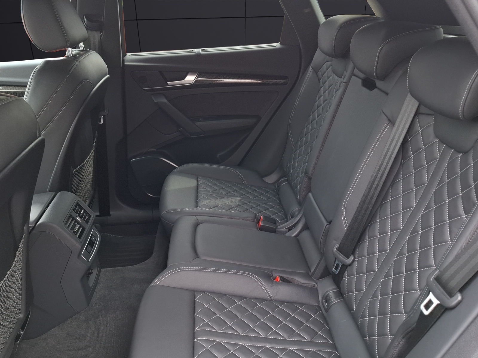 Fahrzeugabbildung Audi SQ5 TDI quattro Matrix AHK Navi AVC ACC SH 20
