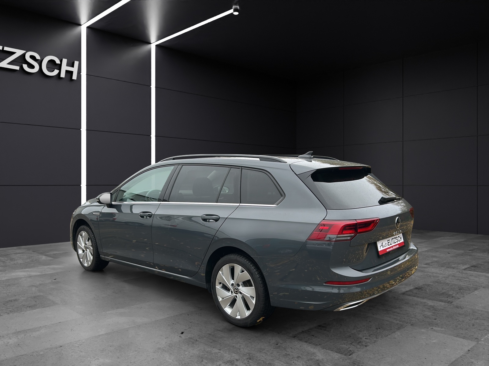 Fahrzeugabbildung Volkswagen Golf VIII Variant Style TDI DSG LED+ ACC SHZ PDC Navi Klima