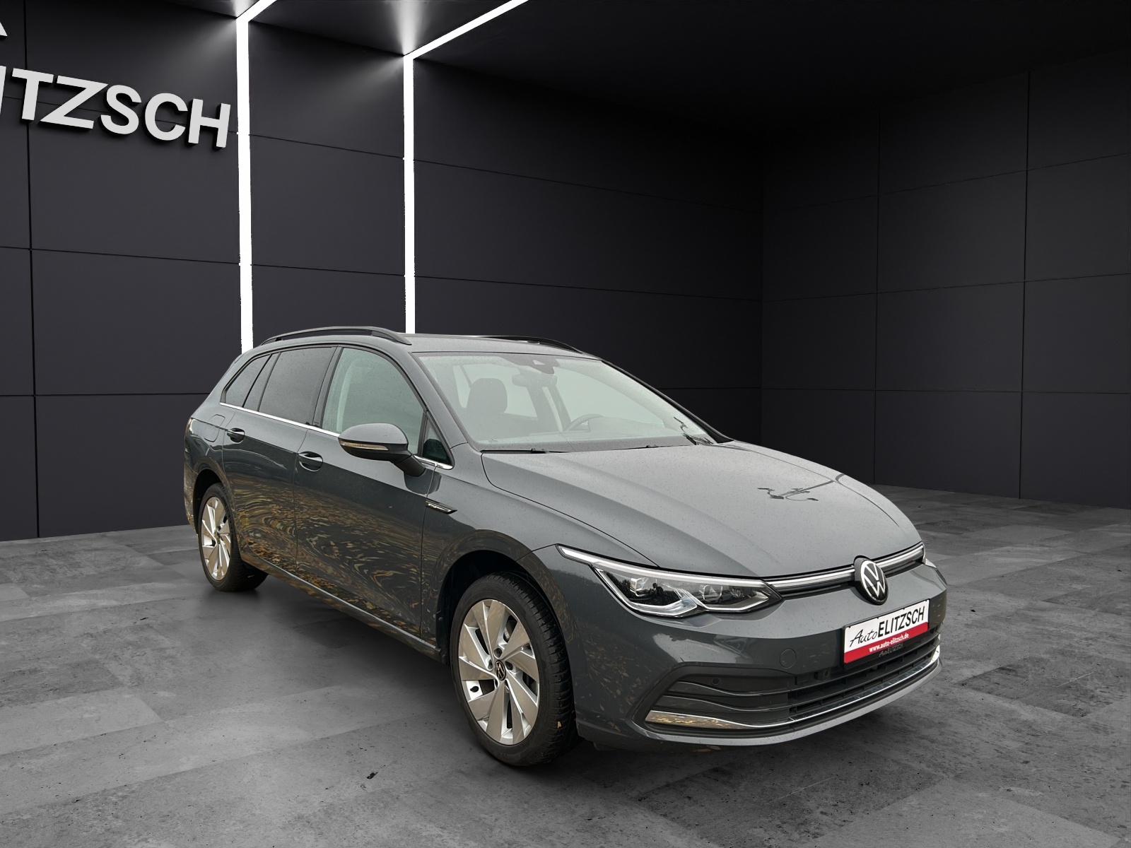 Fahrzeugabbildung Volkswagen Golf VIII Variant Style TDI DSG LED+ ACC SHZ PDC Navi Klima