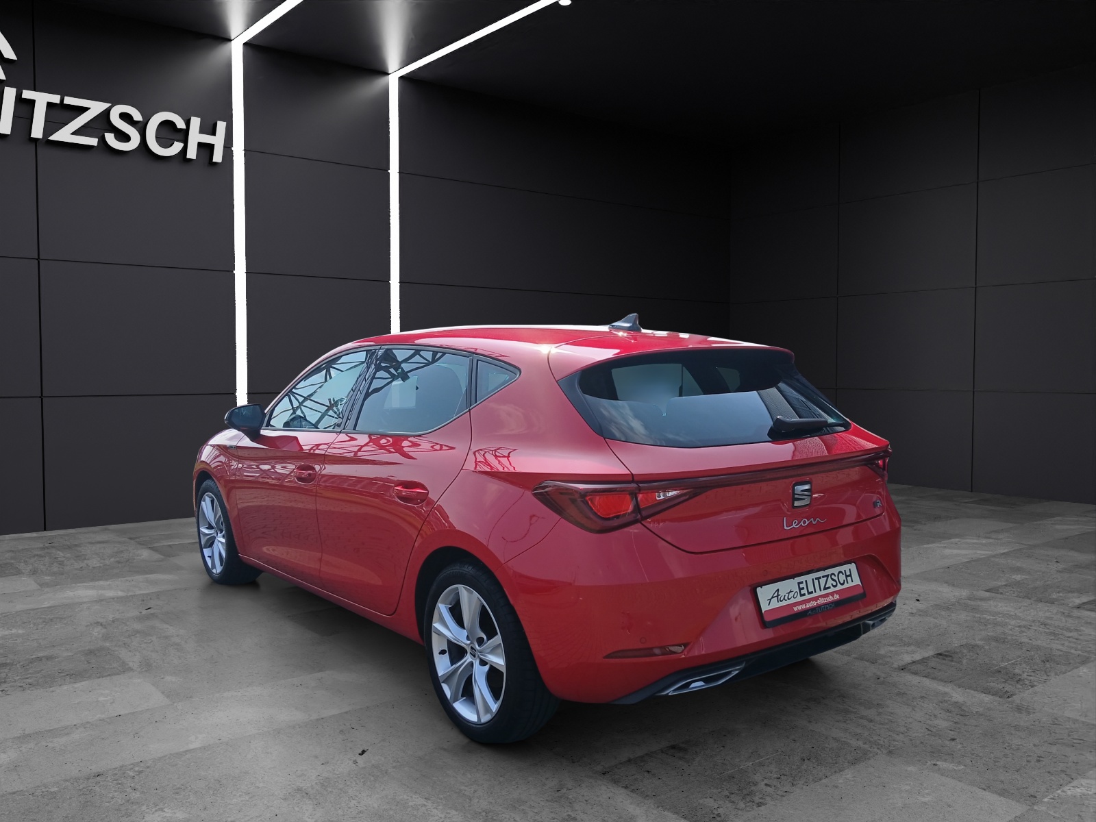 Fahrzeugabbildung SEAT Leon TSI FR-Line LED NAVI AHK RFK GRA