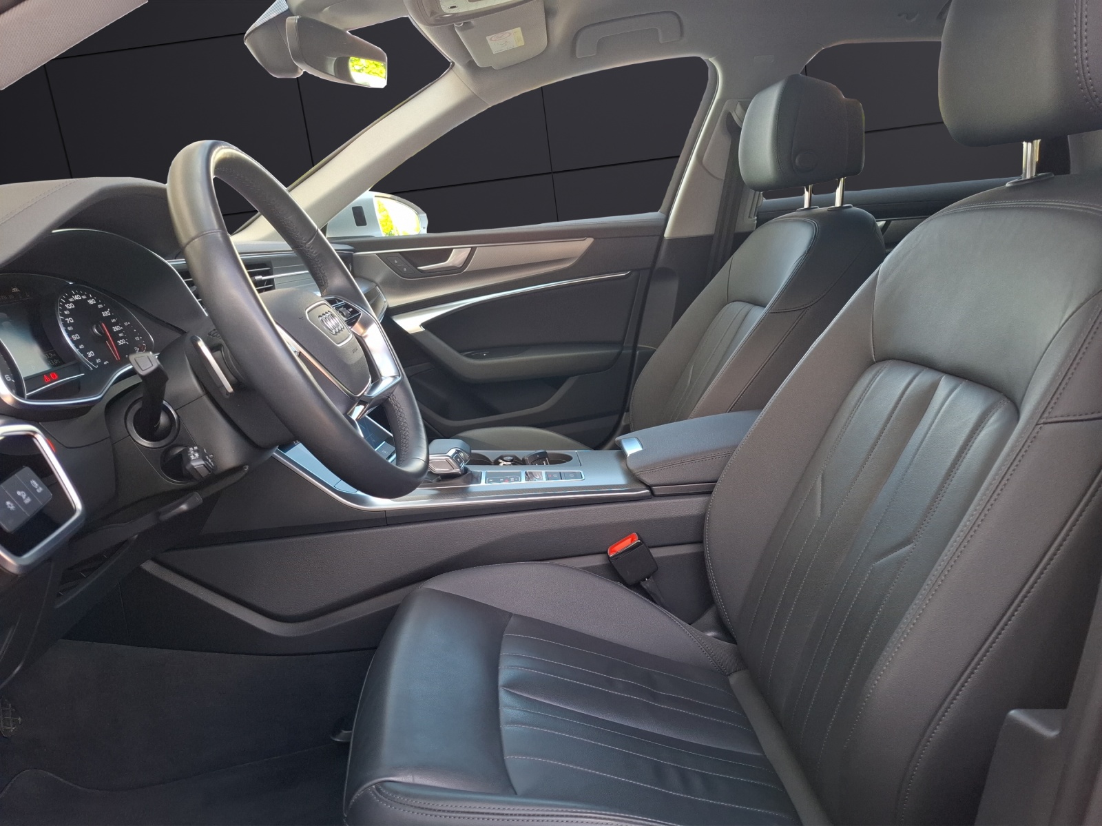 Fahrzeugabbildung Audi A6 Avant 40 TDI quattro design S-tronic Matrix AHK Navi ACC RFK