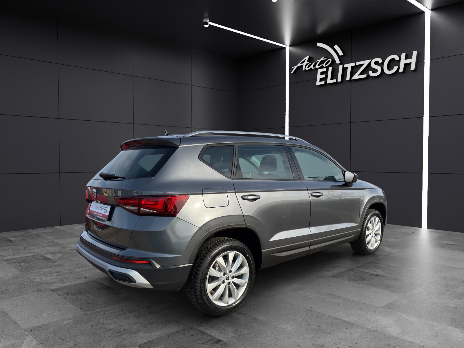 Fahrzeugabbildung SEAT Ateca Road Edition 1,5 TSI DSG GJR Kessy