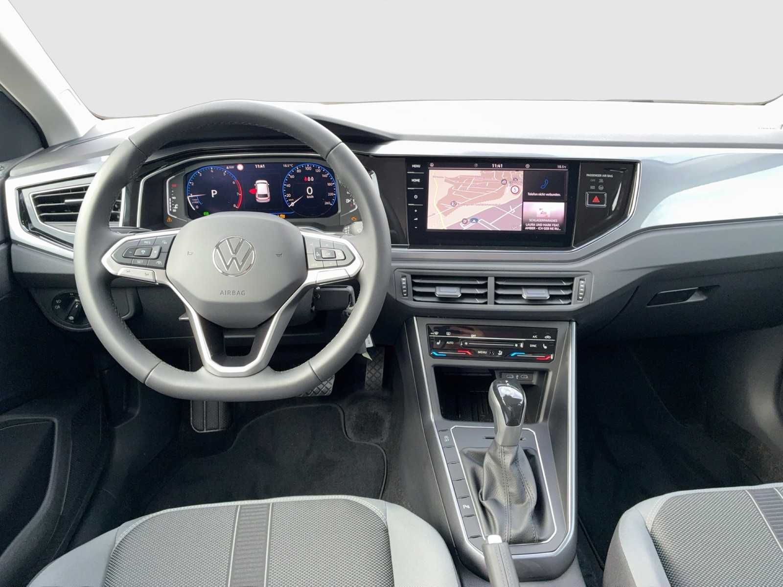 Fahrzeugabbildung Volkswagen Polo DSG Style LED Navi ACC AHZV RearView