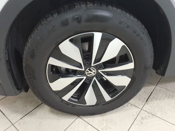 Fahrzeugabbildung Volkswagen Tiguan eTSI Life DSG LED AHK Navi AID ACC RFK SH