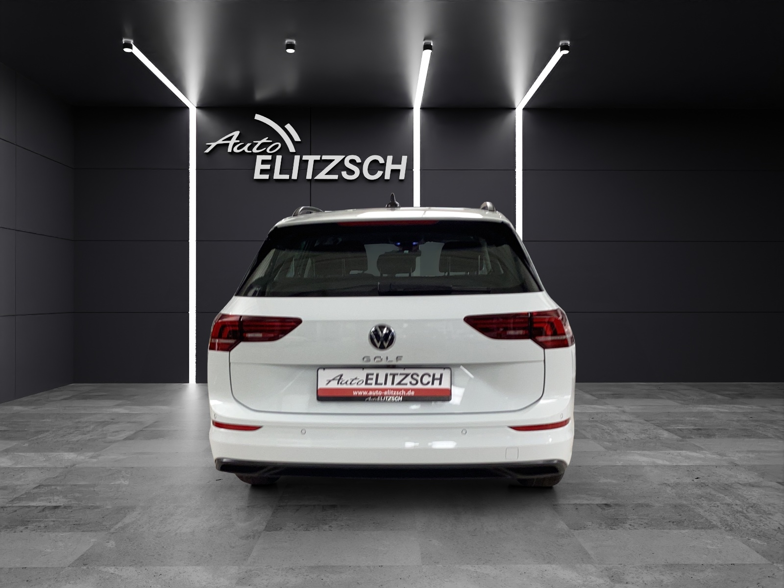 Fahrzeugabbildung Volkswagen Golf VIII Variant TSI Life