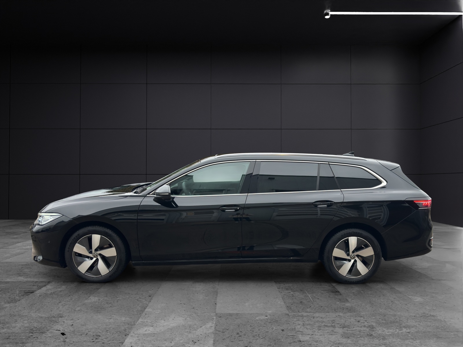 Fahrzeugabbildung Volkswagen Passat TDI DSG Elegance MATRIX ACC AHK PANO STH HuD