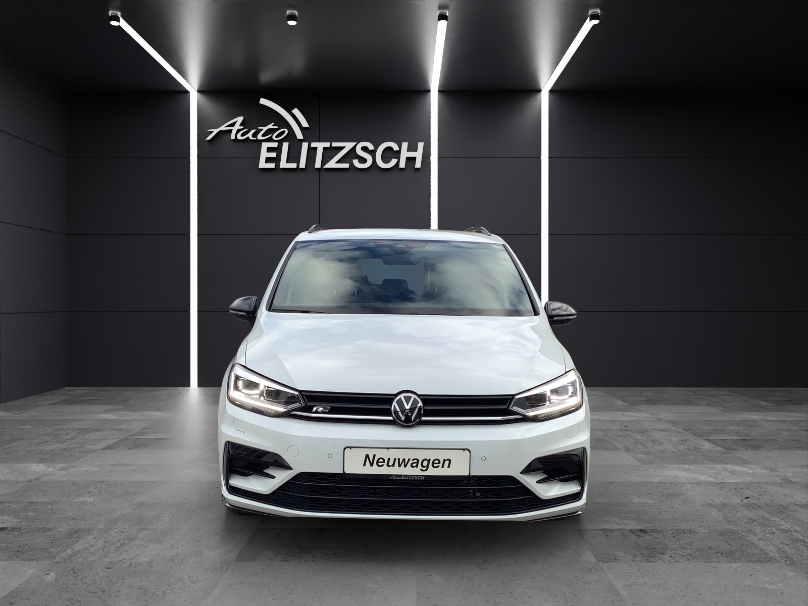 Fahrzeugabbildung Volkswagen Touran R-Line DSG Standheizg.