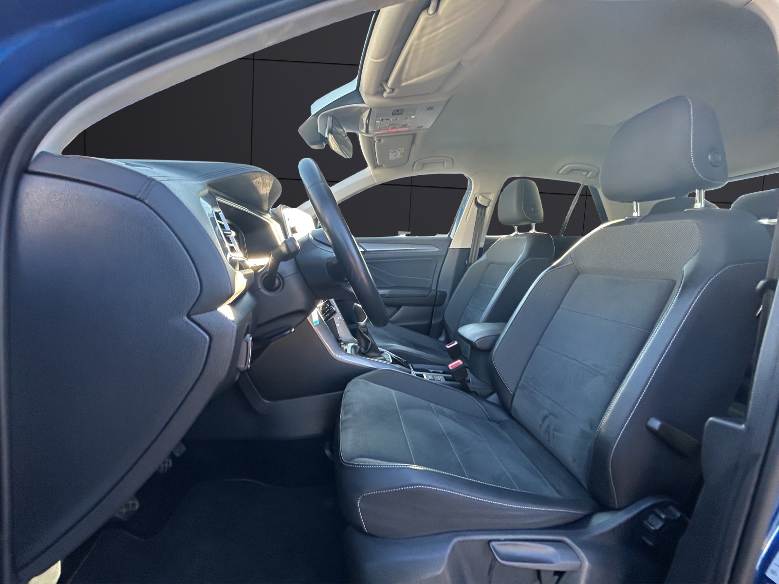 Fahrzeugabbildung Volkswagen T-Roc Style TDI LED+ ACC SH AppConnect Ambiente Navi Klima