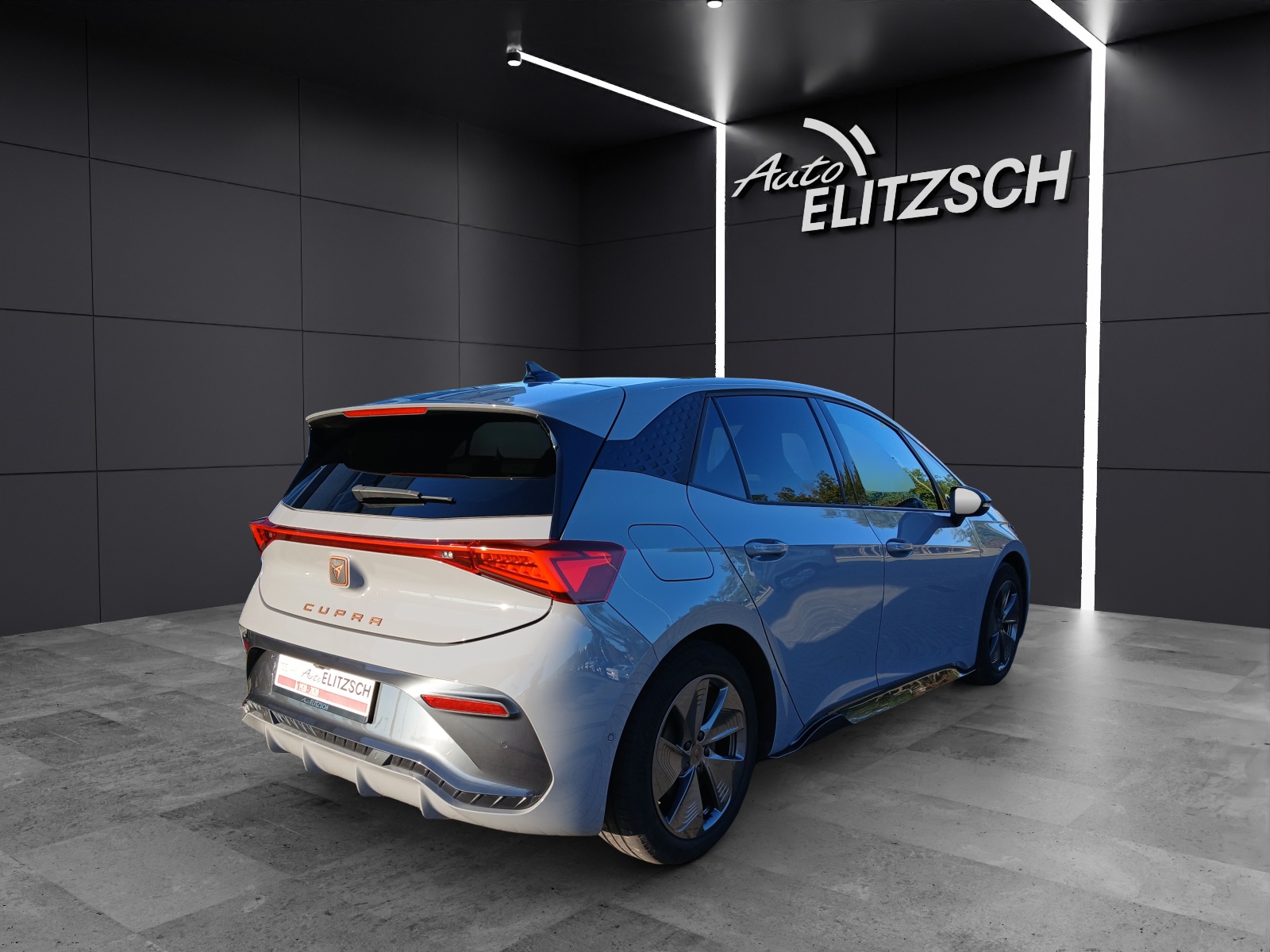 Fahrzeugabbildung CUPRA Born LED Navi Pano ACC RFK 18