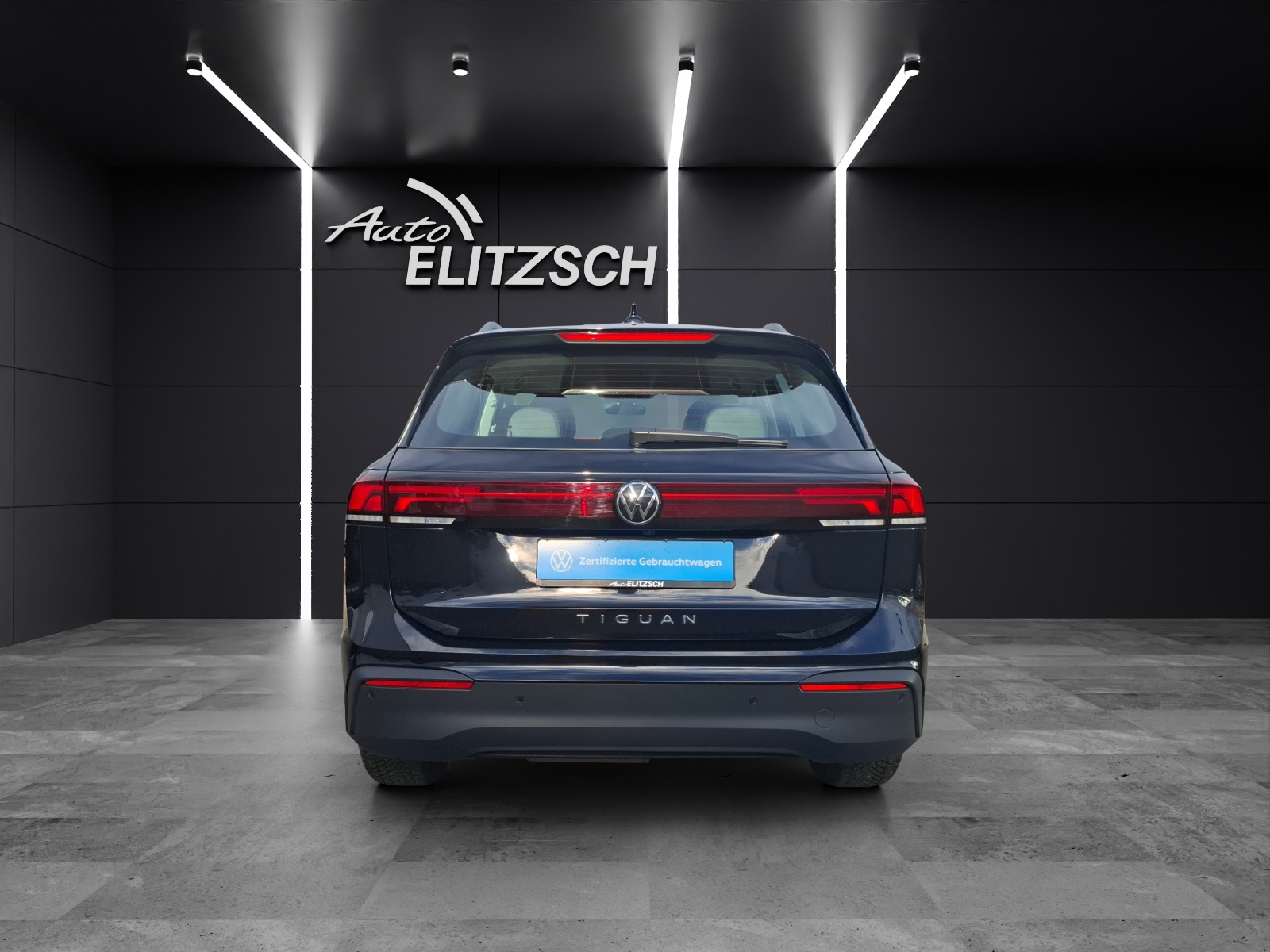 Fahrzeugabbildung Volkswagen Tiguan TDI DSG AHK HuD NAVI Kamera ACC PDC SHZ LM