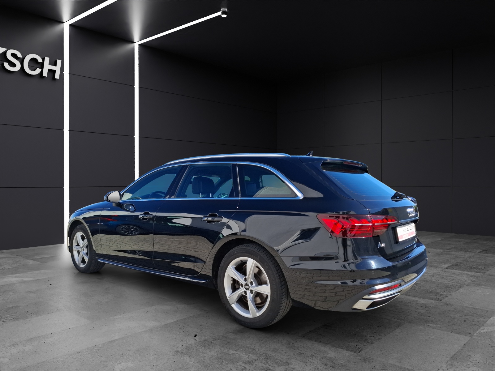 Fahrzeugabbildung Audi A4 Avant 35 TFSI advanced S-tronic LED Navi ACC RFK Leder SHZ