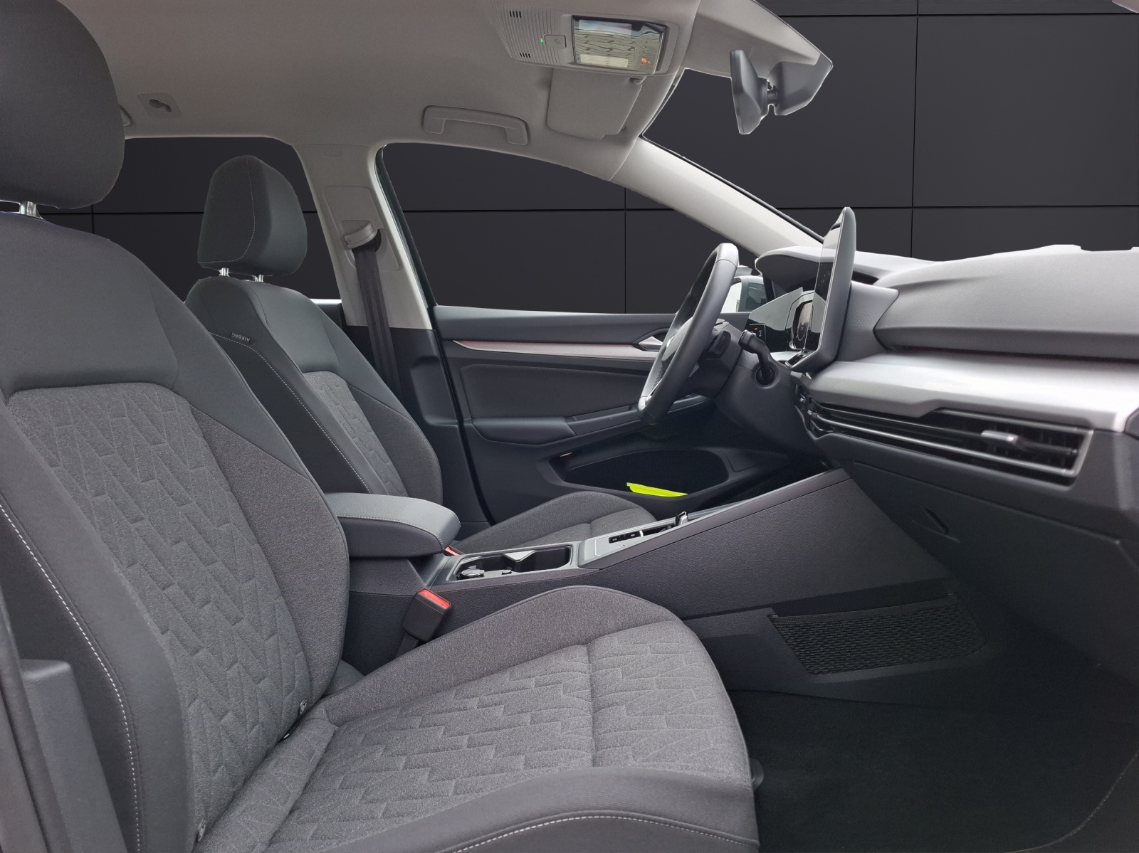 Fahrzeugabbildung Volkswagen Golf VIII Variant eTSI Life DSG LED Navi AID HUD ACC PDC SH