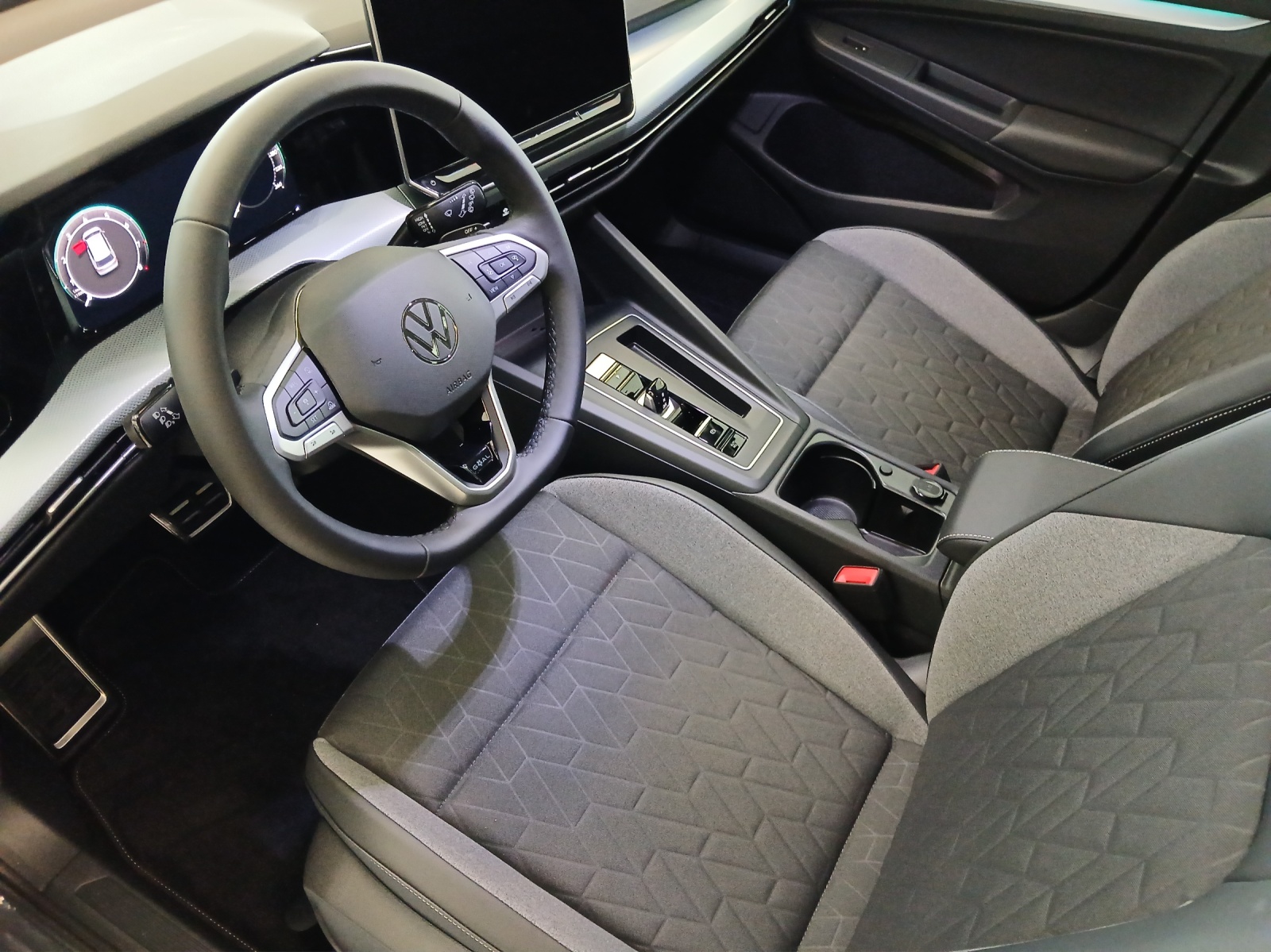 Fahrzeugabbildung Volkswagen Golf Variant Goal AHZV LED ACC