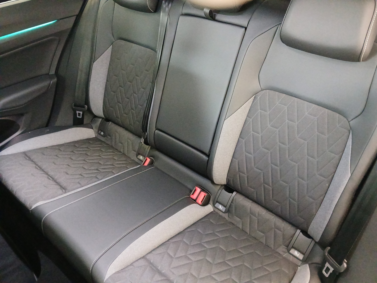 Fahrzeugabbildung Volkswagen Golf Variant Goal AHZV LED ACC