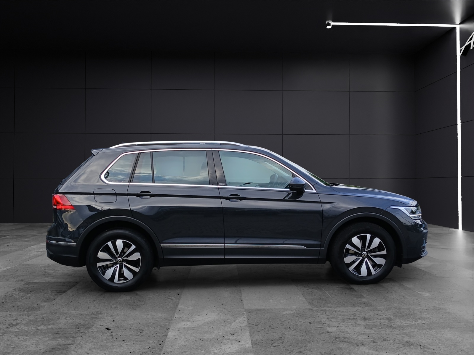 Fahrzeugabbildung Volkswagen Tiguan TSI Move LED CarPlay ACC PDC SHZ LHZ
