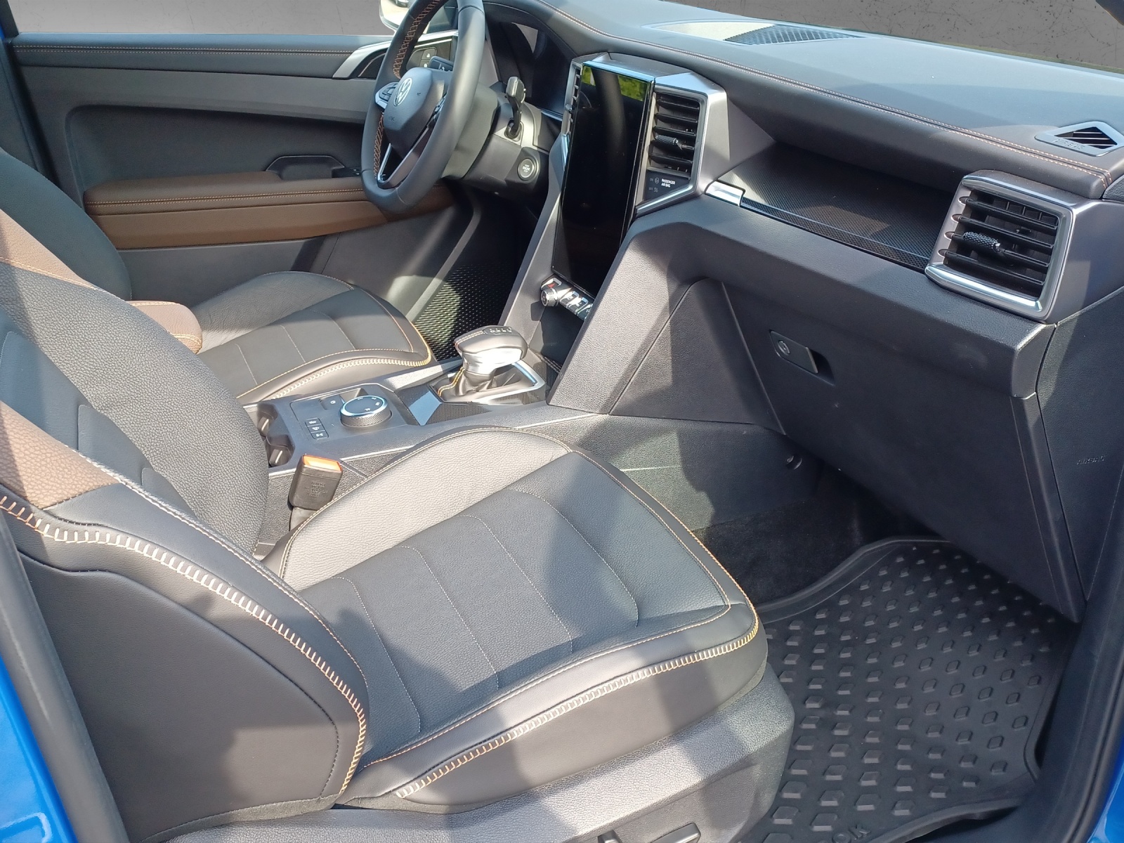 Fahrzeugabbildung Volkswagen Amarok TDI Pan Americ. 4M MATRIX ACC AHK STH HARDTOP