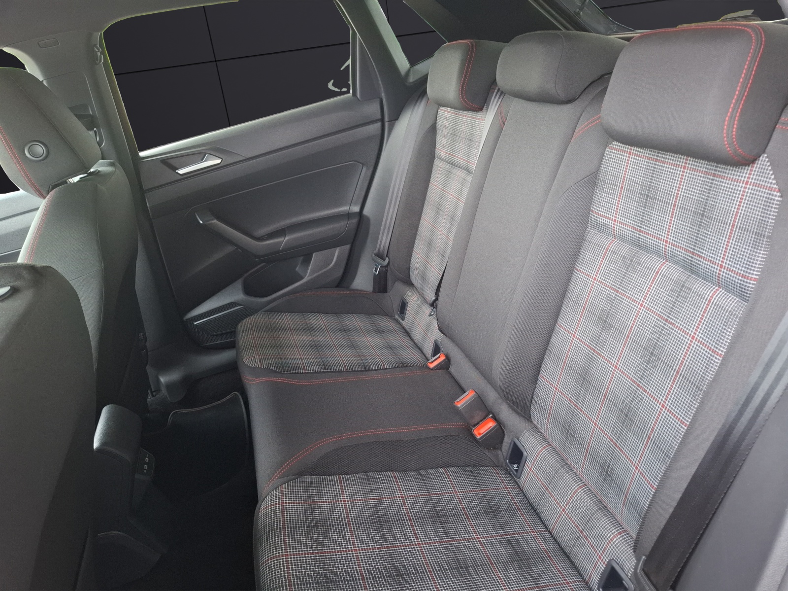 Fahrzeugabbildung Volkswagen Polo GTI DSG Matrix AID ACC Park-Assist SH 18