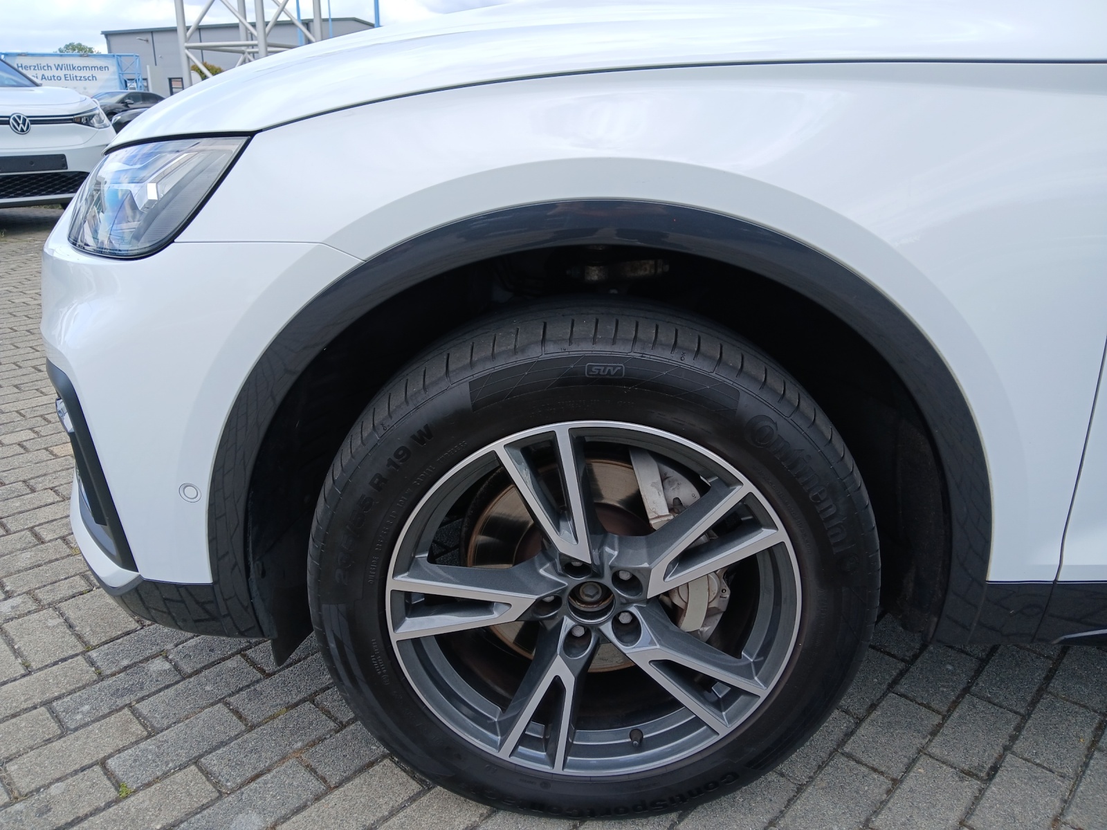 Fahrzeugabbildung Audi Q5 45 TFSI advanced quattro S-tronic LED Nai AVC 19