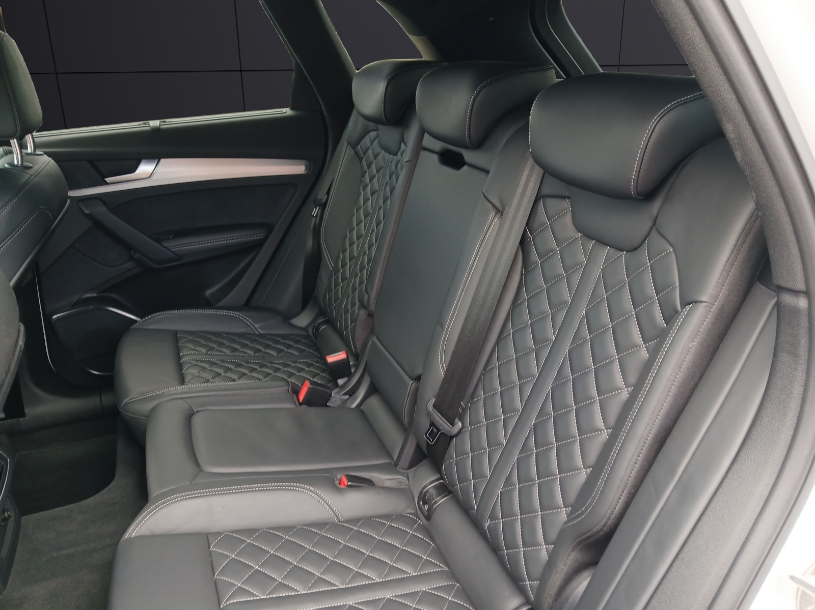 Fahrzeugabbildung Audi Q5 45 TFSI advanced quattro S-tronic LED Nai AVC 19