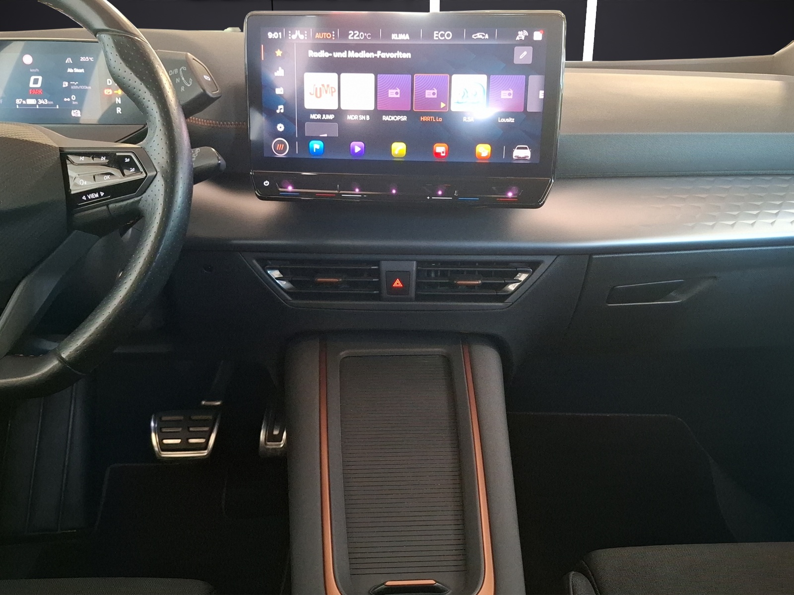 Fahrzeugabbildung CUPRA Born LED Navi VC ACC RFK SHZ APP