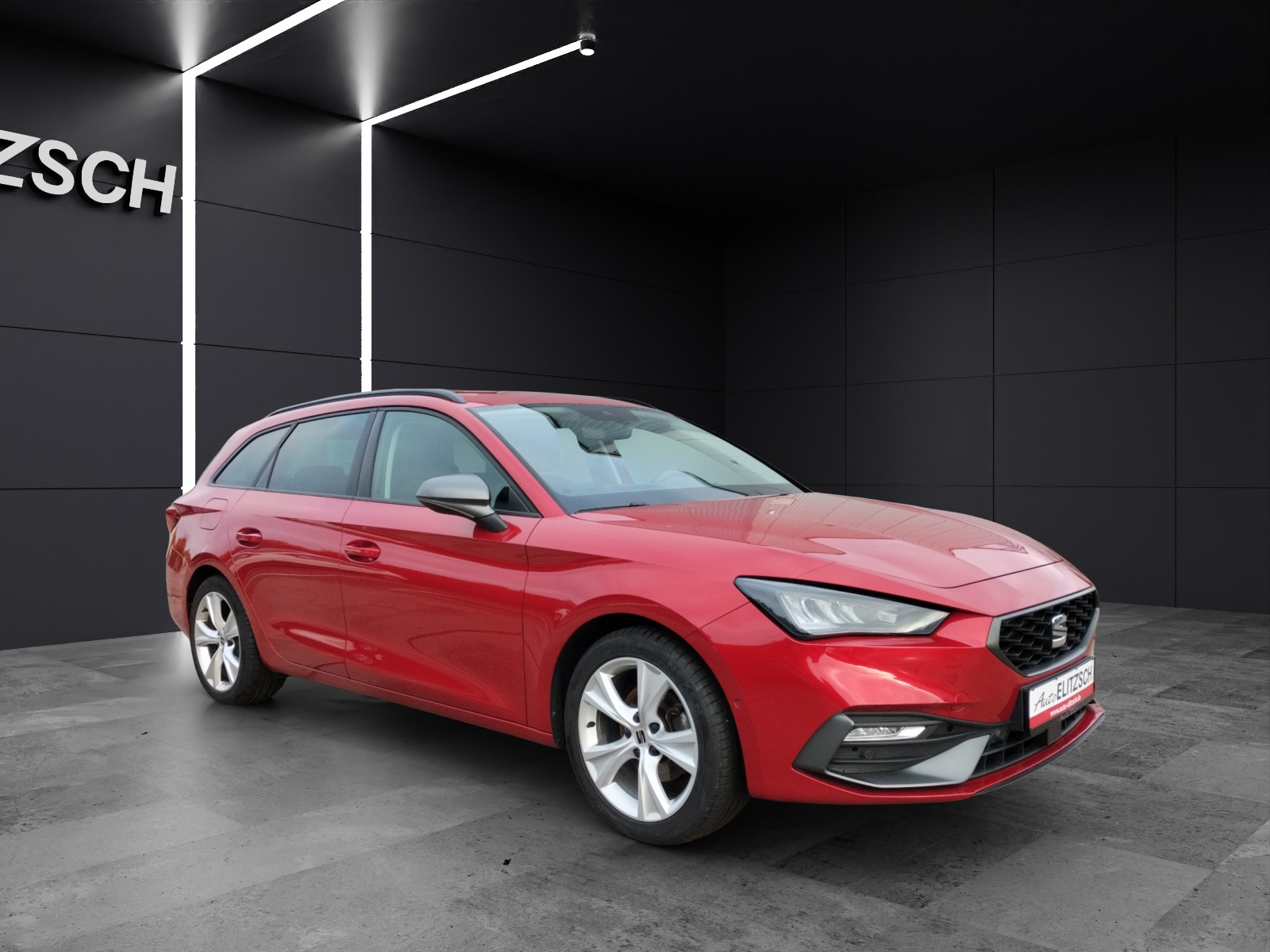 Fahrzeugabbildung SEAT Leon ST eTSI FR-Line DSG LED AHK Navi ACC Park-Assist SH