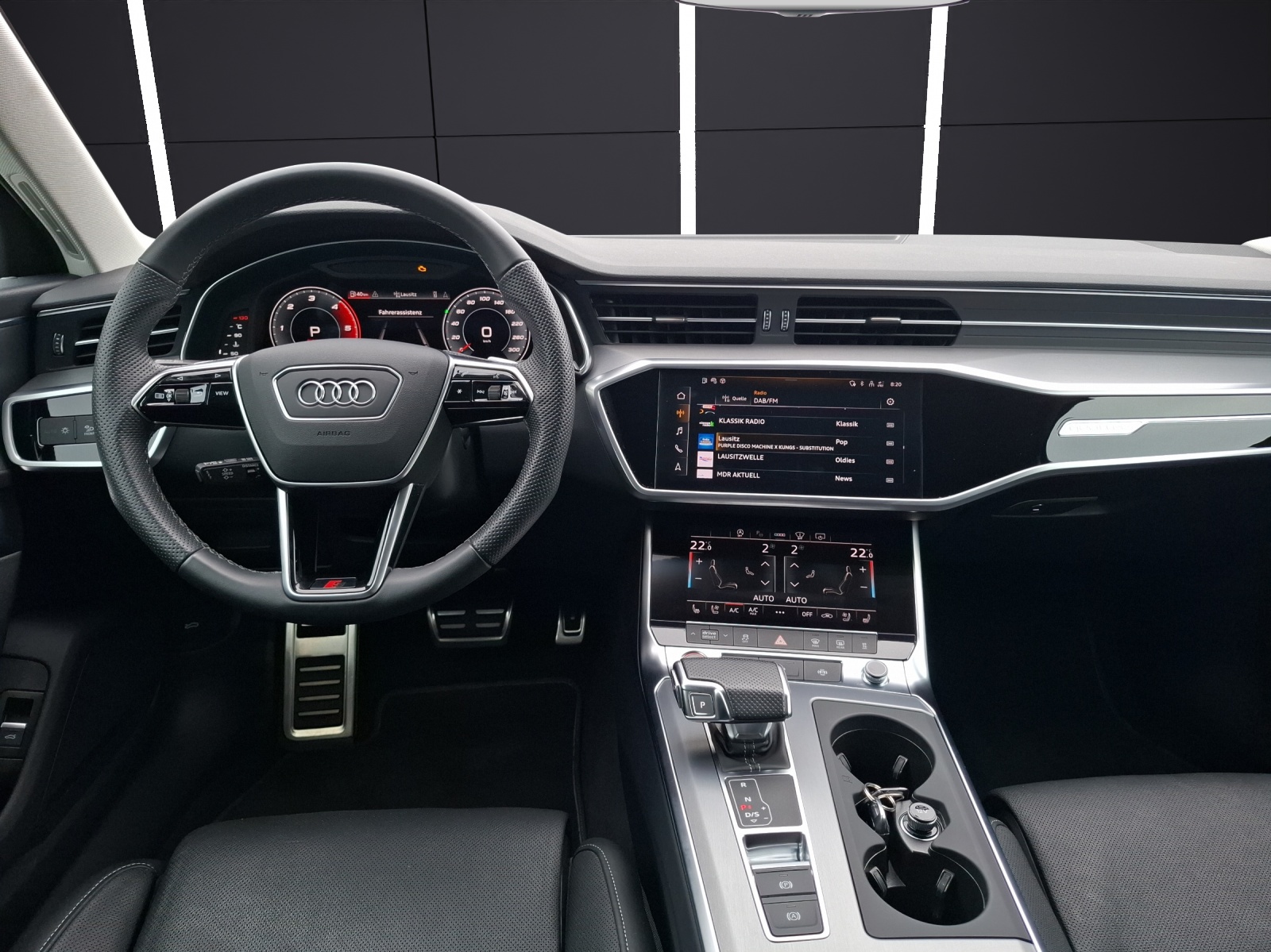 Fahrzeugabbildung Audi S6 Avant TDI quattro STH Matrix AHK HUD Pano B&O AVC 20