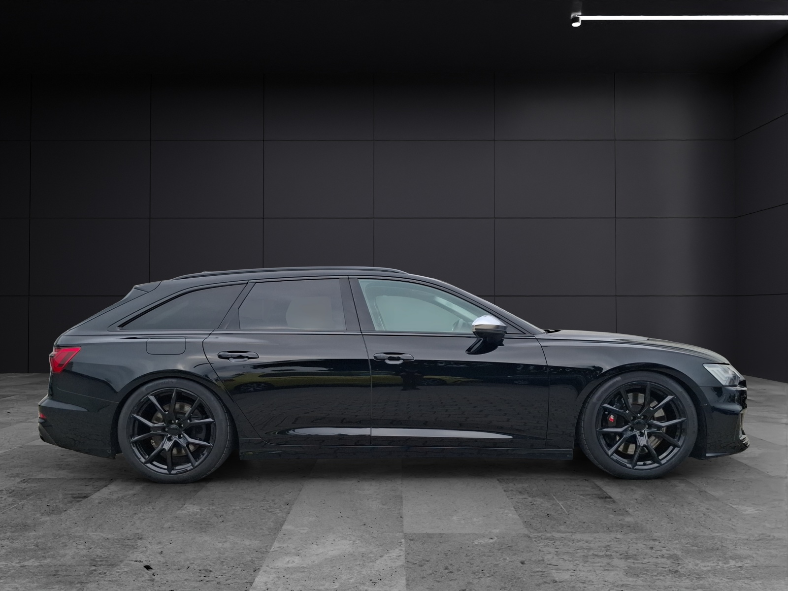Fahrzeugabbildung Audi S6 Avant TDI quattro STH Matrix AHK HUD Pano B&O AVC 20