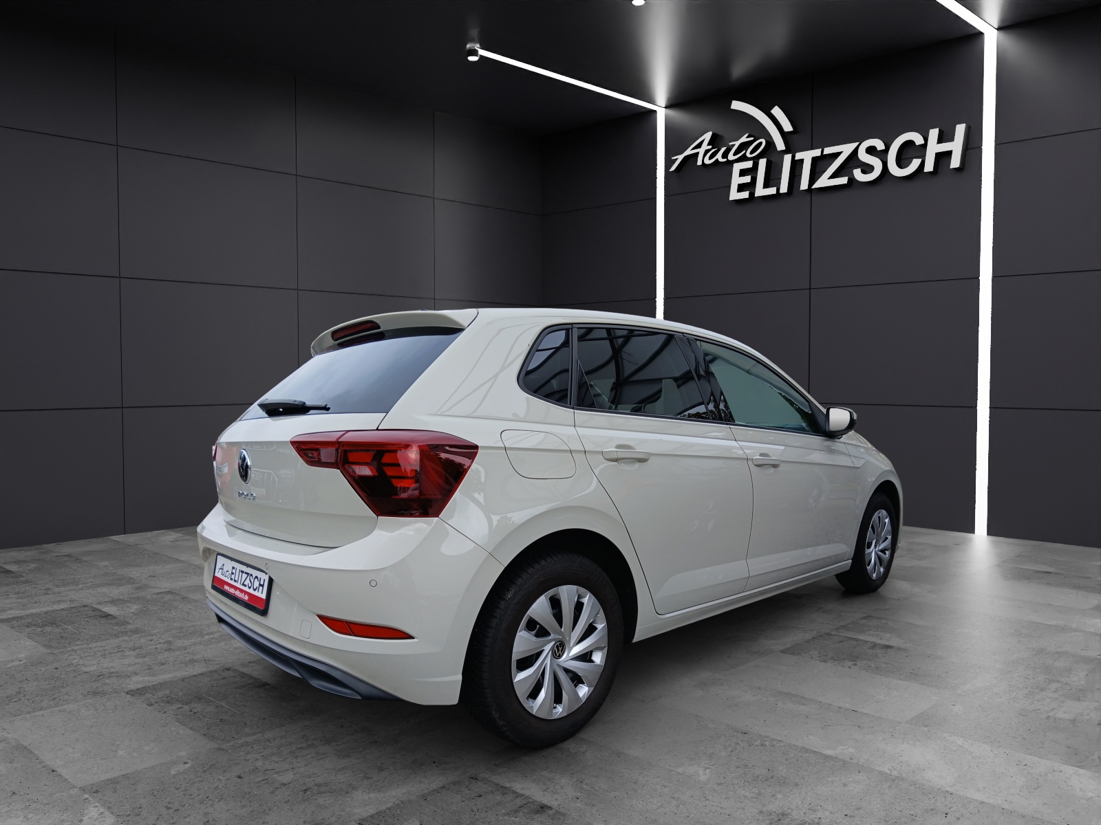 Fahrzeugabbildung Volkswagen Polo TSI Life LED Climatronic AID ACC PDC SH