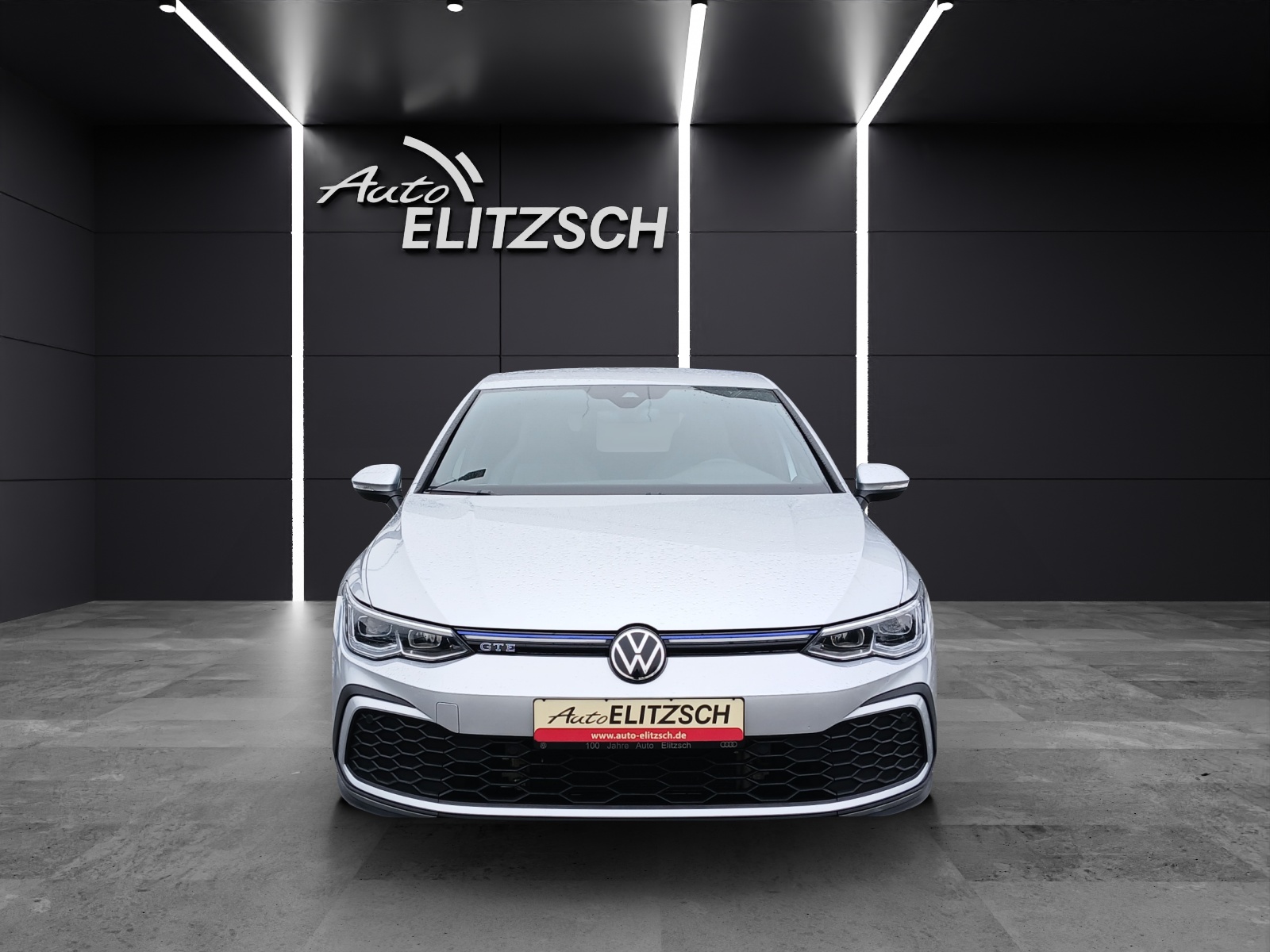 Fahrzeugabbildung Volkswagen Golf VIII GTE LEDplus Navi Leder AID ACC PDC SH