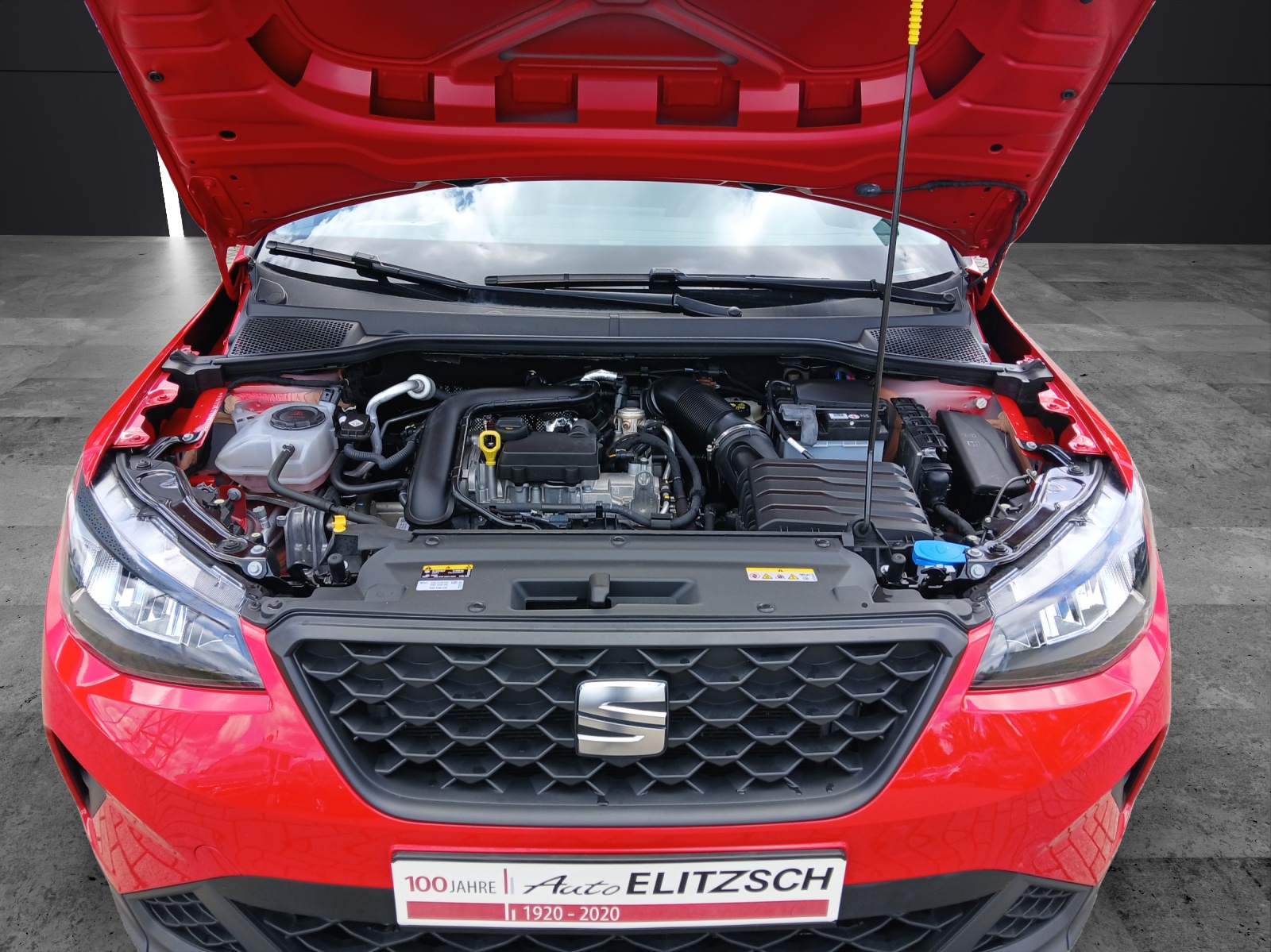 Fahrzeugabbildung SEAT Arona TSI Style LED Climatronic GRA SH LM