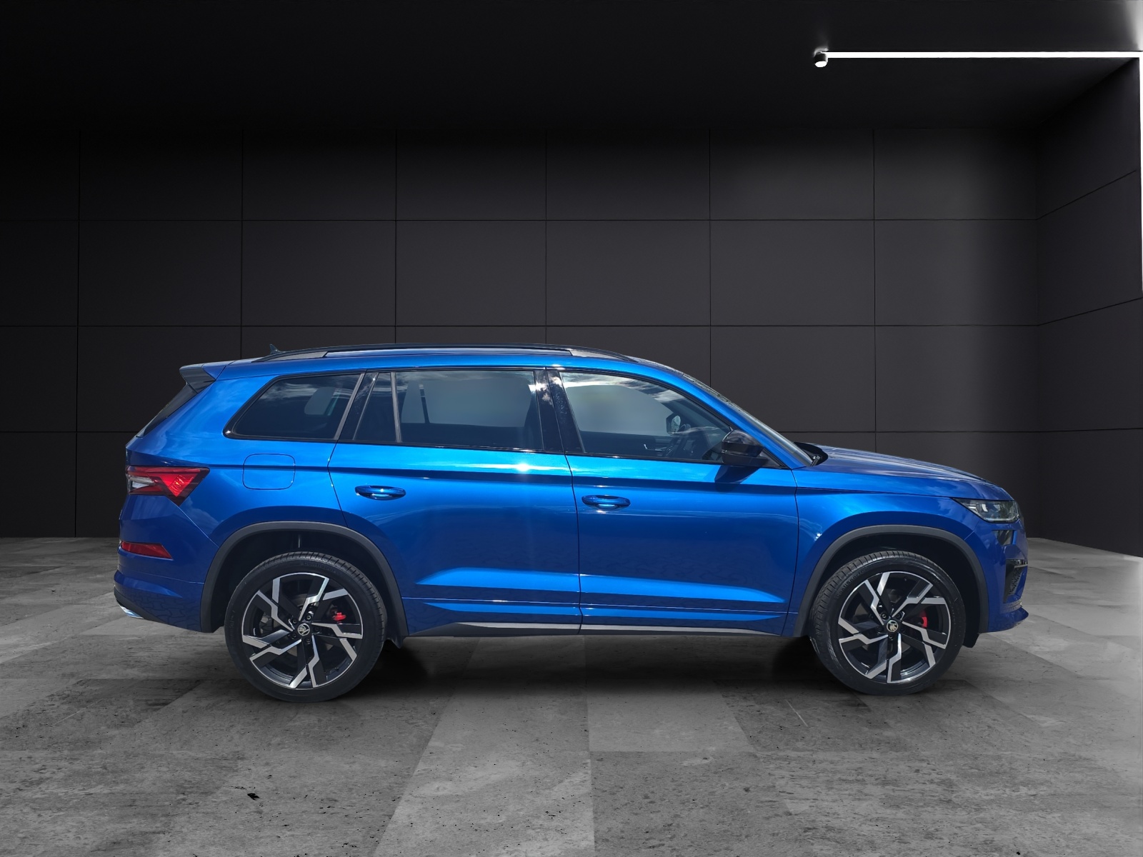 Fahrzeugabbildung SKODA Kodiaq RS 4x4 DSG AHZ Matrix RFK SH VC