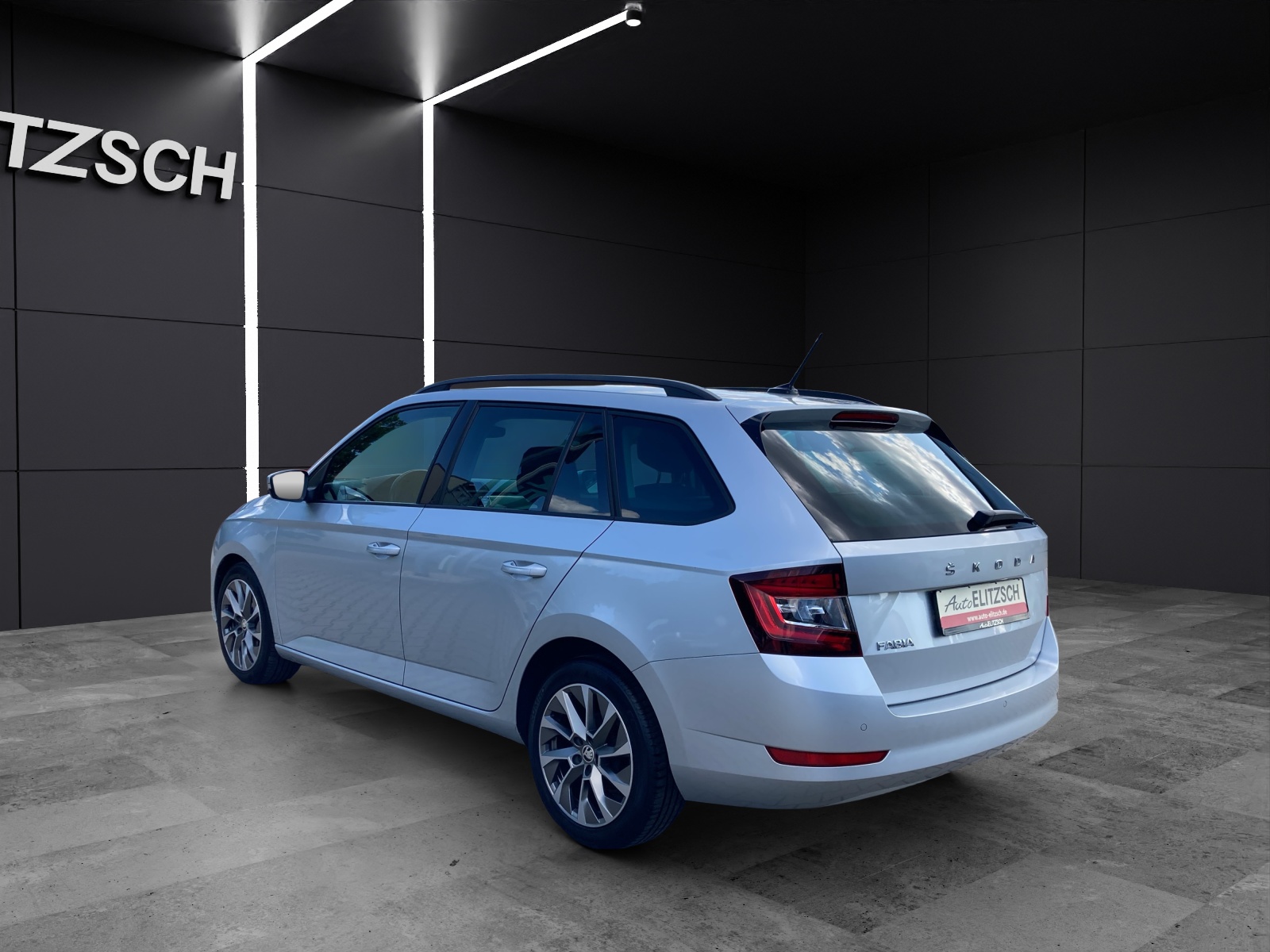 Fahrzeugabbildung SKODA Fabia Combi TSI Clever Best-off LED Navi GRA PDC SH LM