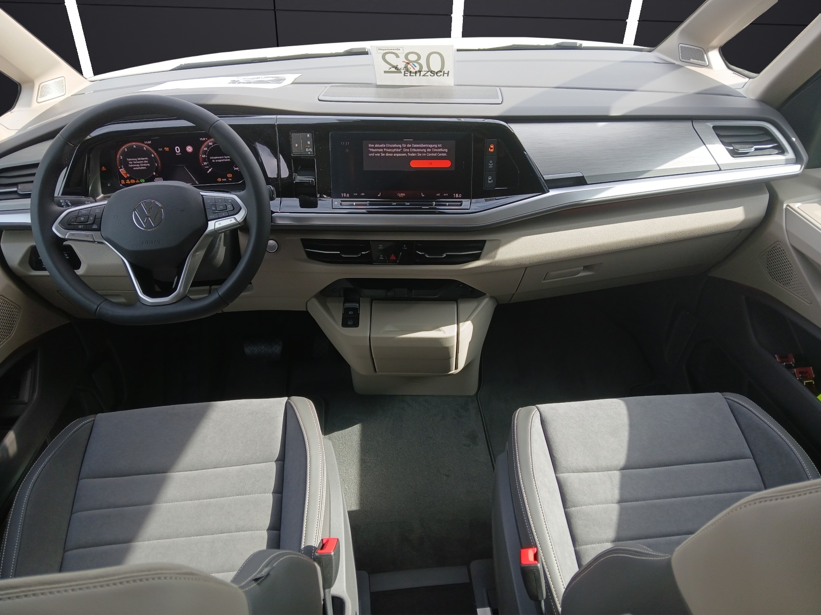 Fahrzeugabbildung Volkswagen T7 Multivan TSI Edition 7 DSG AHK NAVI IQ.LIGHT EASY OPEN