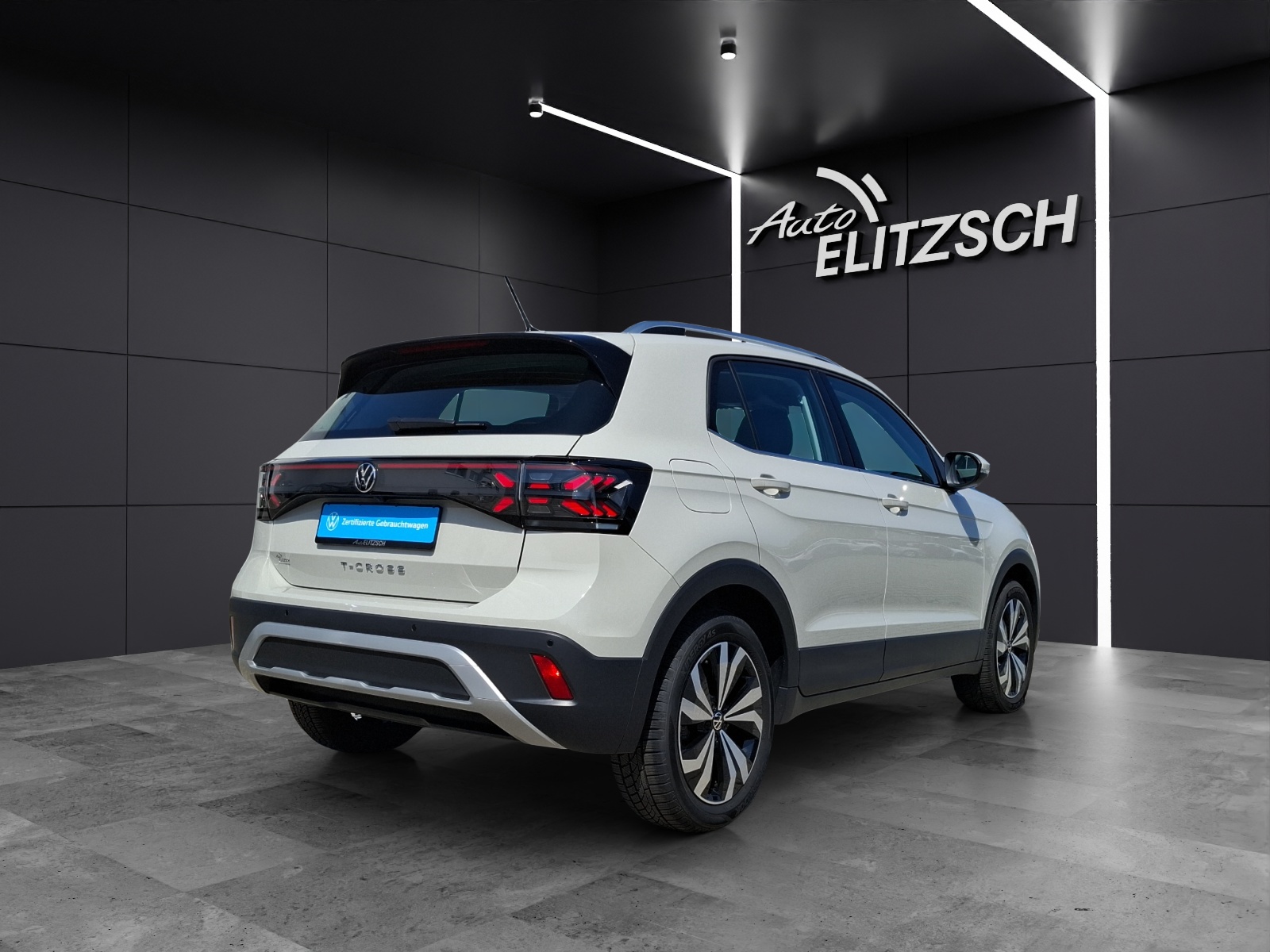 Fahrzeugabbildung Volkswagen T-Cross TSI Style Matrix AID ACC RFK SH LM