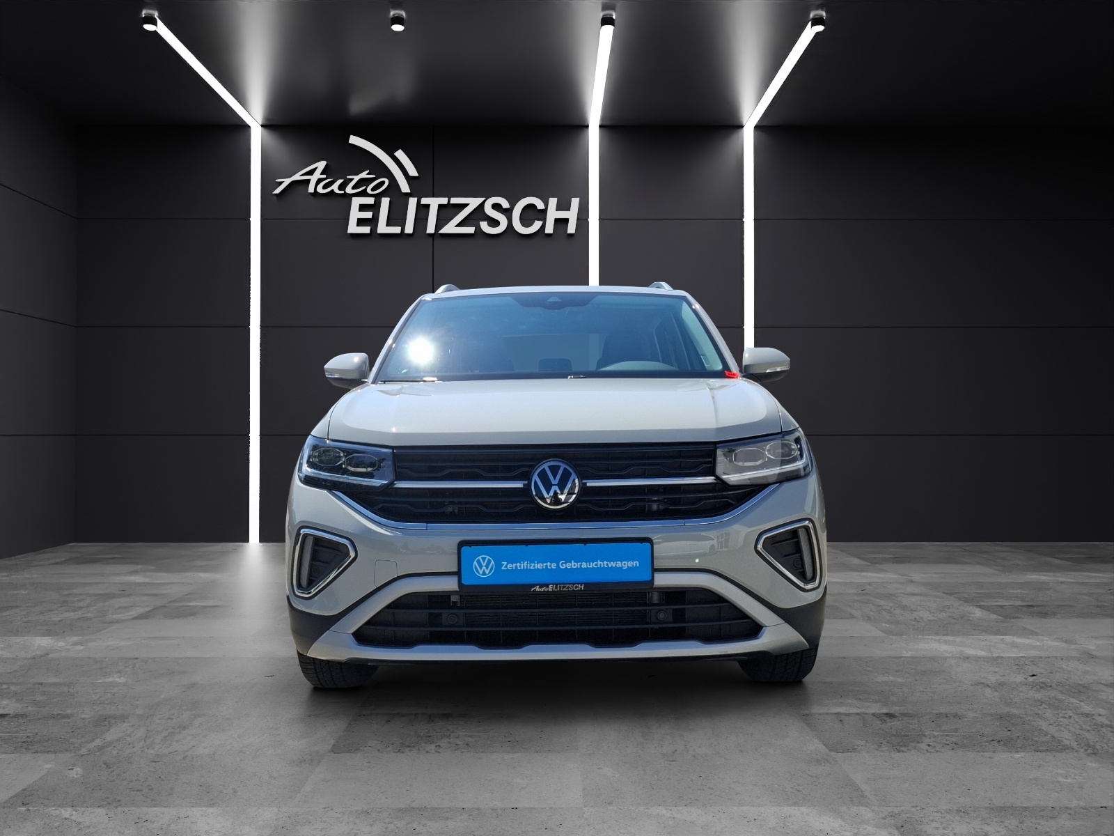 Fahrzeugabbildung Volkswagen T-Cross TSI Style Matrix AID ACC RFK SH LM