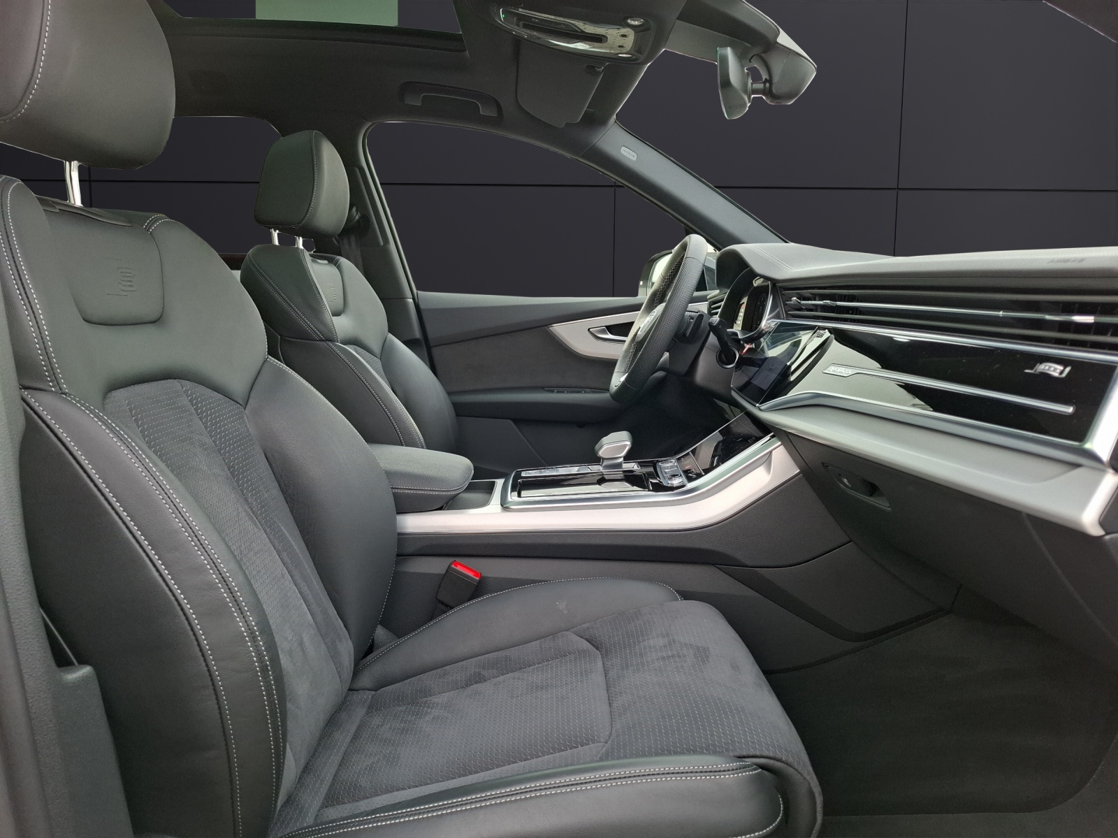 Fahrzeugabbildung Audi Q7 45 TDI quattro S-Line Standhzg. Pano Navi SHZ AVC ACC