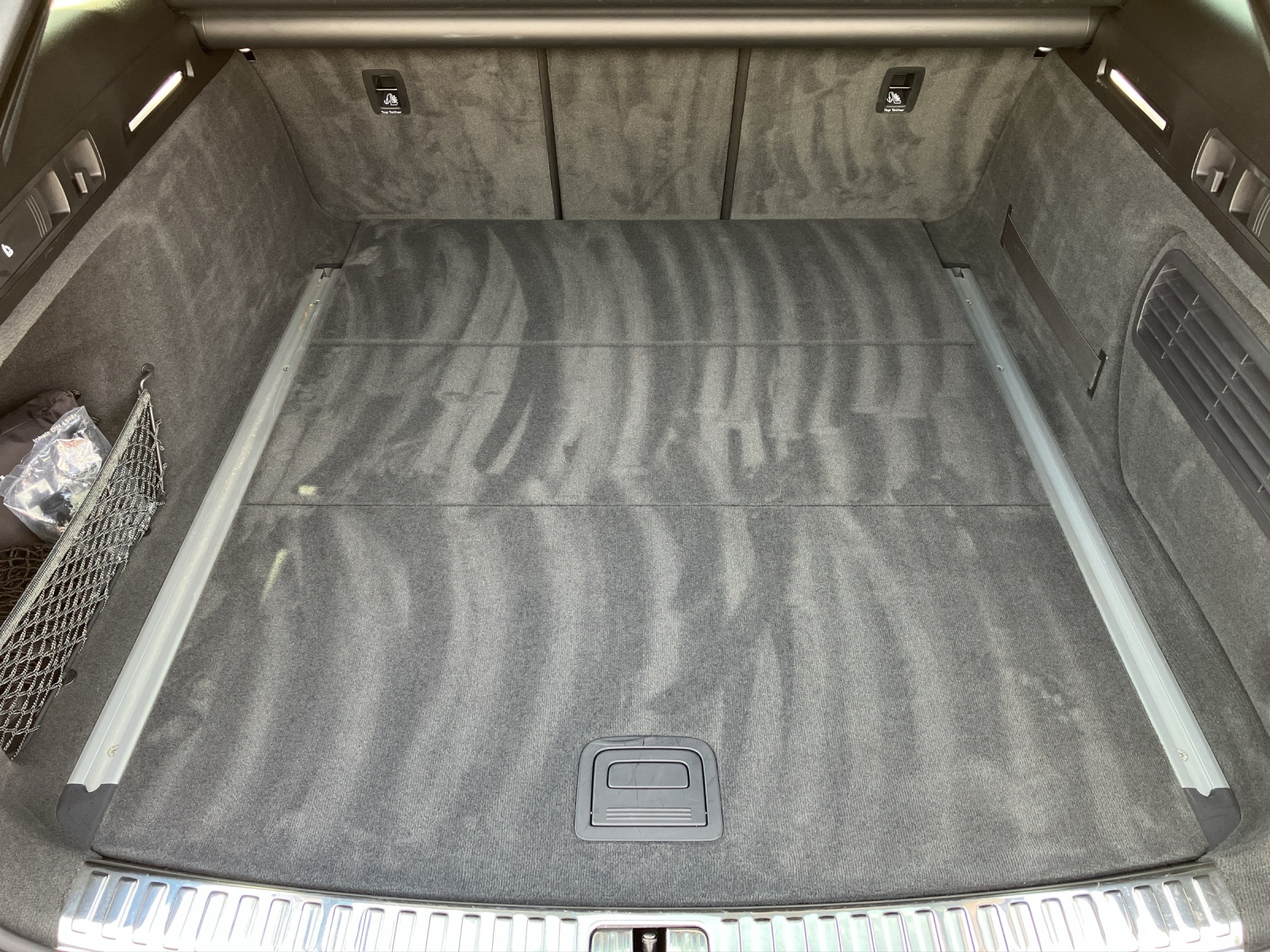 Fahrzeugabbildung Audi S6 Avant TDI quattro Matrix Navi AVC B&O 21