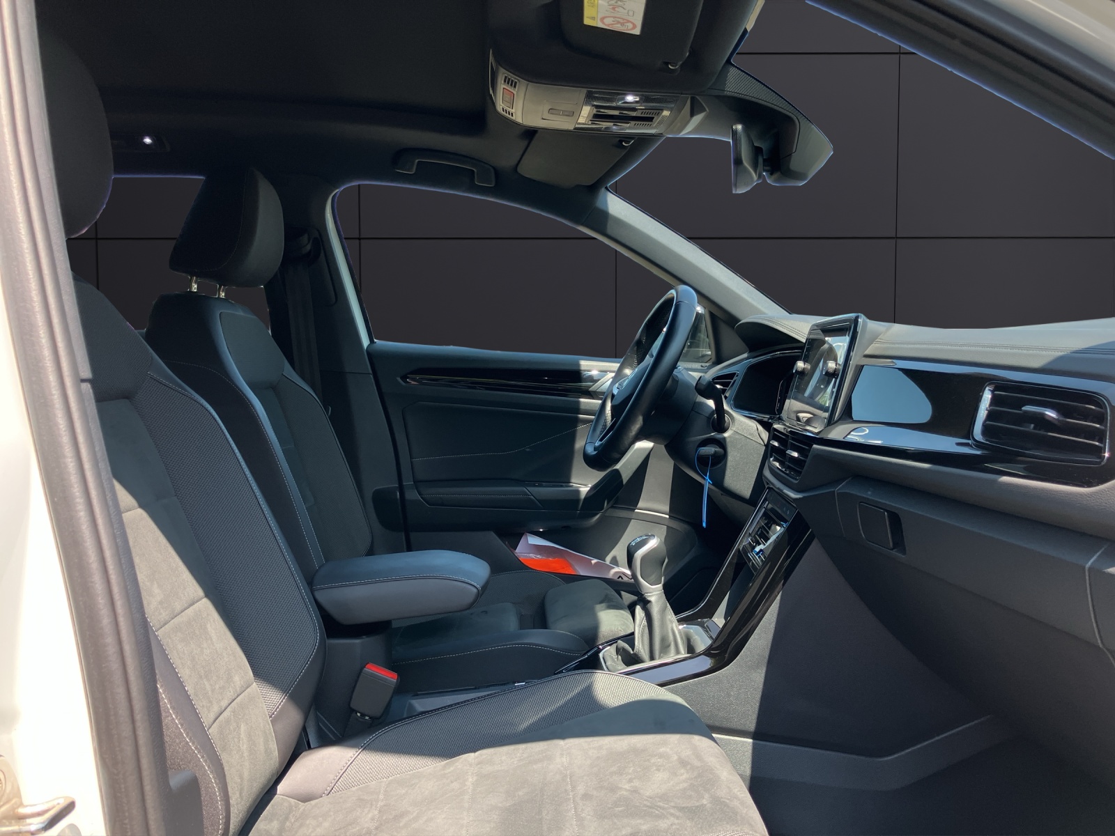 Fahrzeugabbildung Volkswagen T-Roc Style TDI LED+ ACC 18
