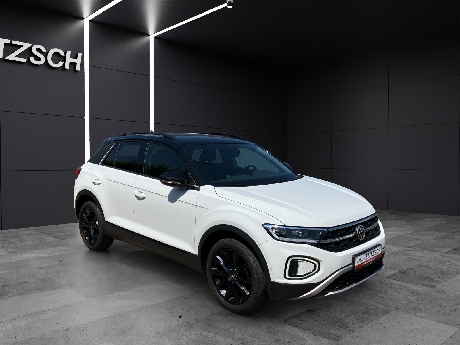 Fahrzeugabbildung Volkswagen T-Roc Style TDI LED+ ACC 18