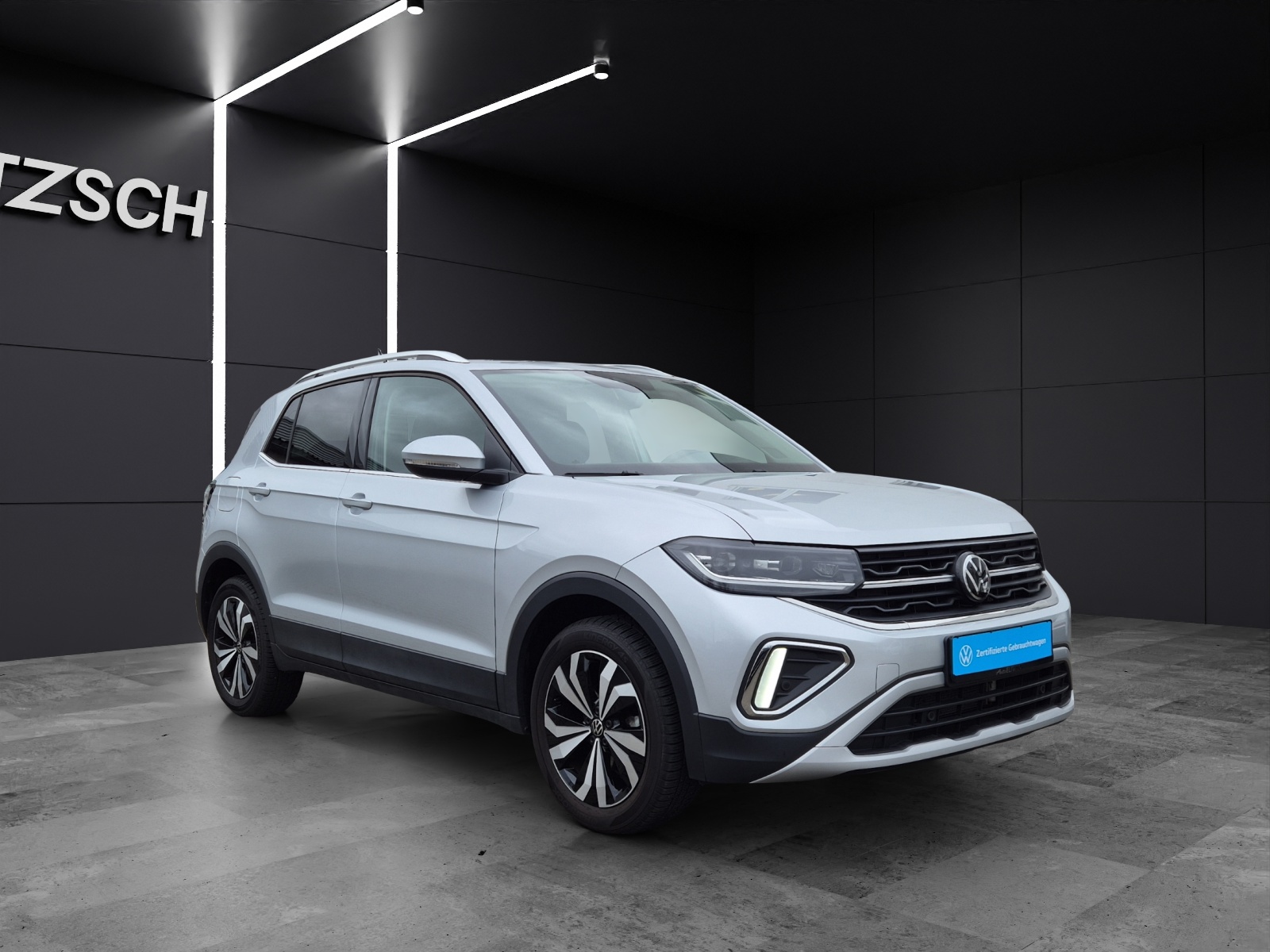 Fahrzeugabbildung Volkswagen T-Cross TSI Style Matrix Navi AID ACC PDC SH LM