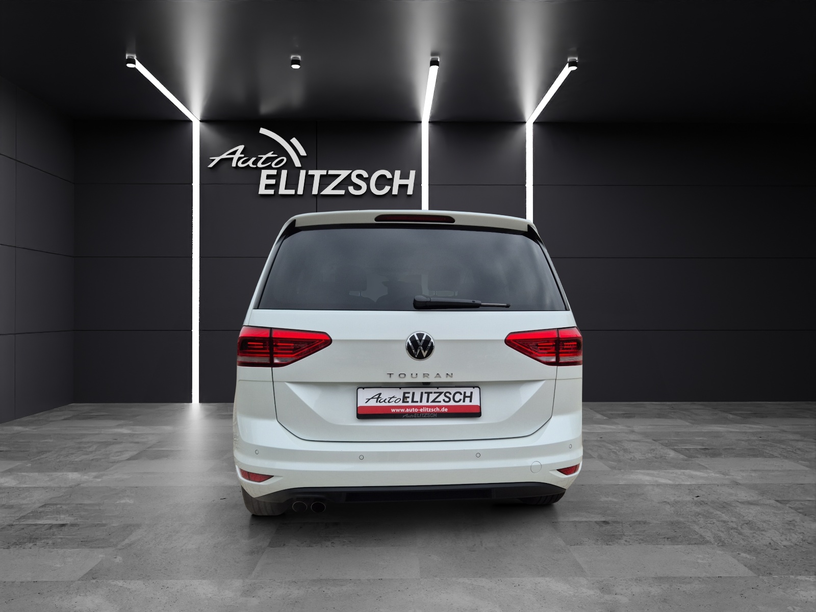 Fahrzeugabbildung Volkswagen Touran TDI Highline DSG 7-Si LED AHK Navi AID ACC RFK SH