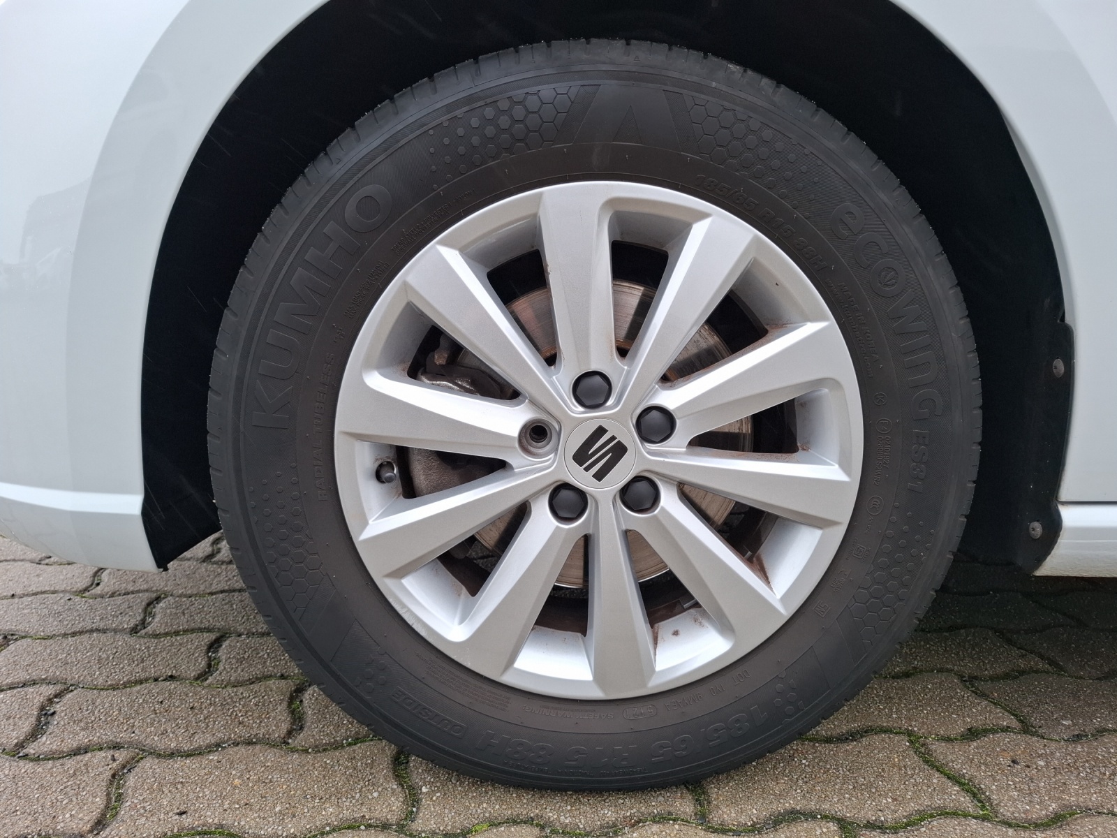 Fahrzeugabbildung SEAT Ibiza TSI Style DSG LED Navi AID ACC RFK SH