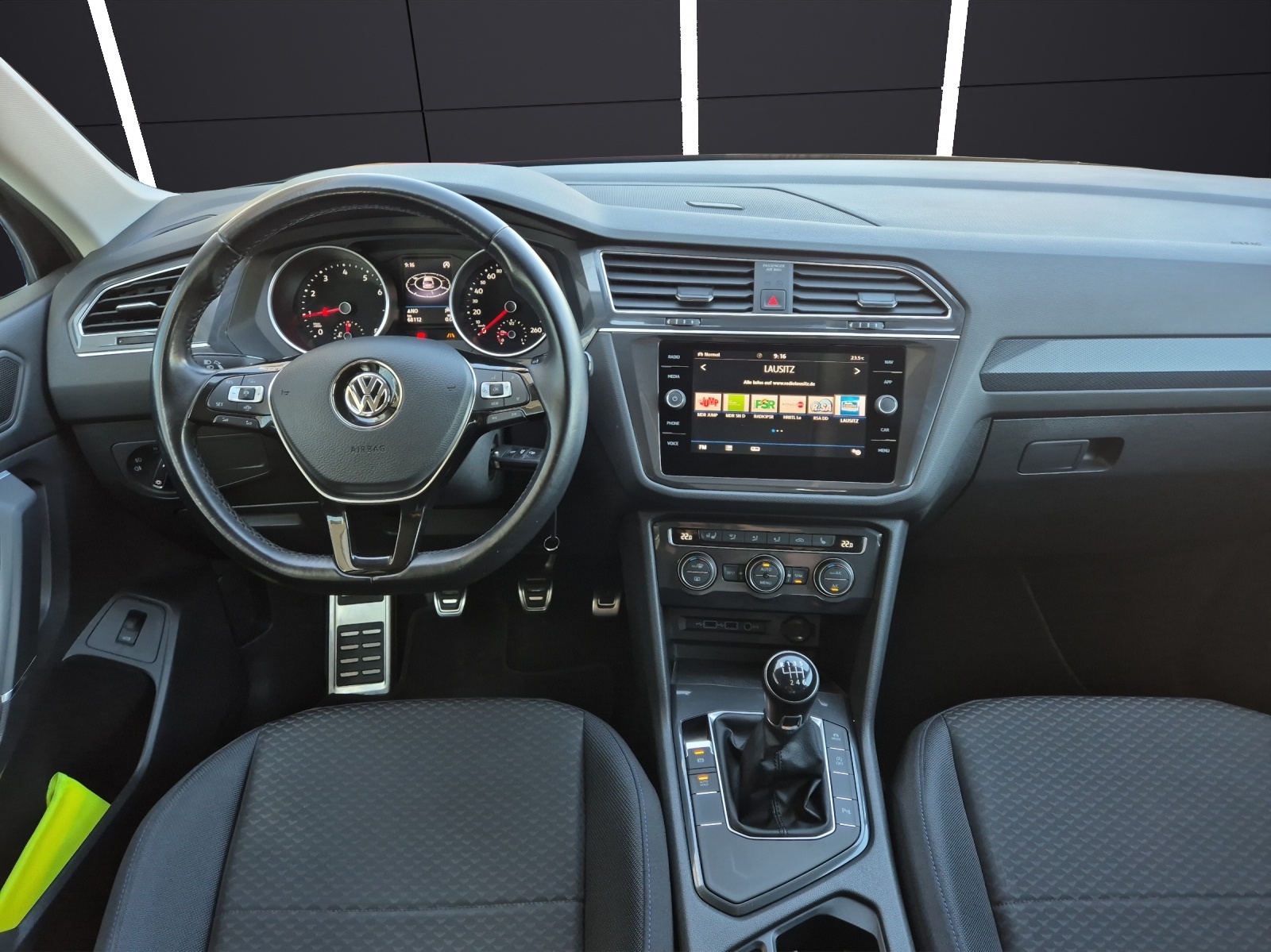 Fahrzeugabbildung Volkswagen Tiguan Allspace TSI United LED Navi ACC PDC SH LM