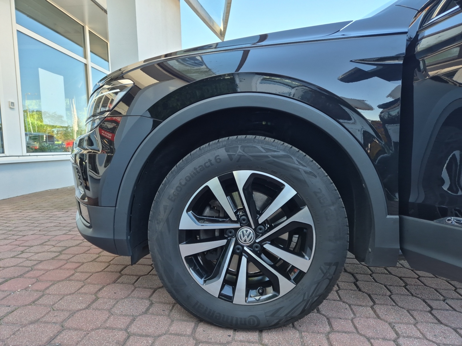 Fahrzeugabbildung Volkswagen Tiguan Allspace TSI United LED Navi ACC PDC SH LM