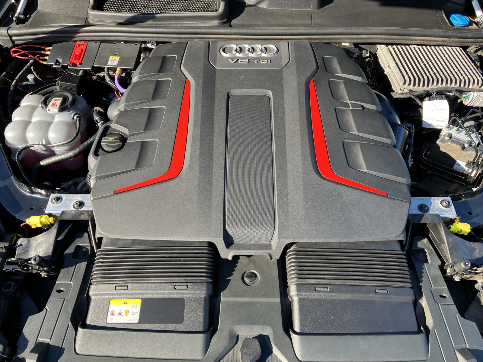 Fahrzeugabbildung Audi SQ7 V8 4.0 TDI MATRIX ACC LUFT 22